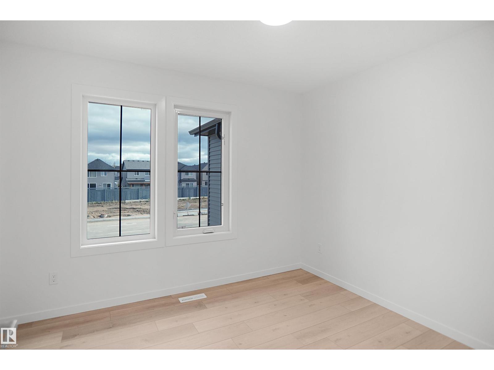 #74 3705 141 St Sw Property Photo 22