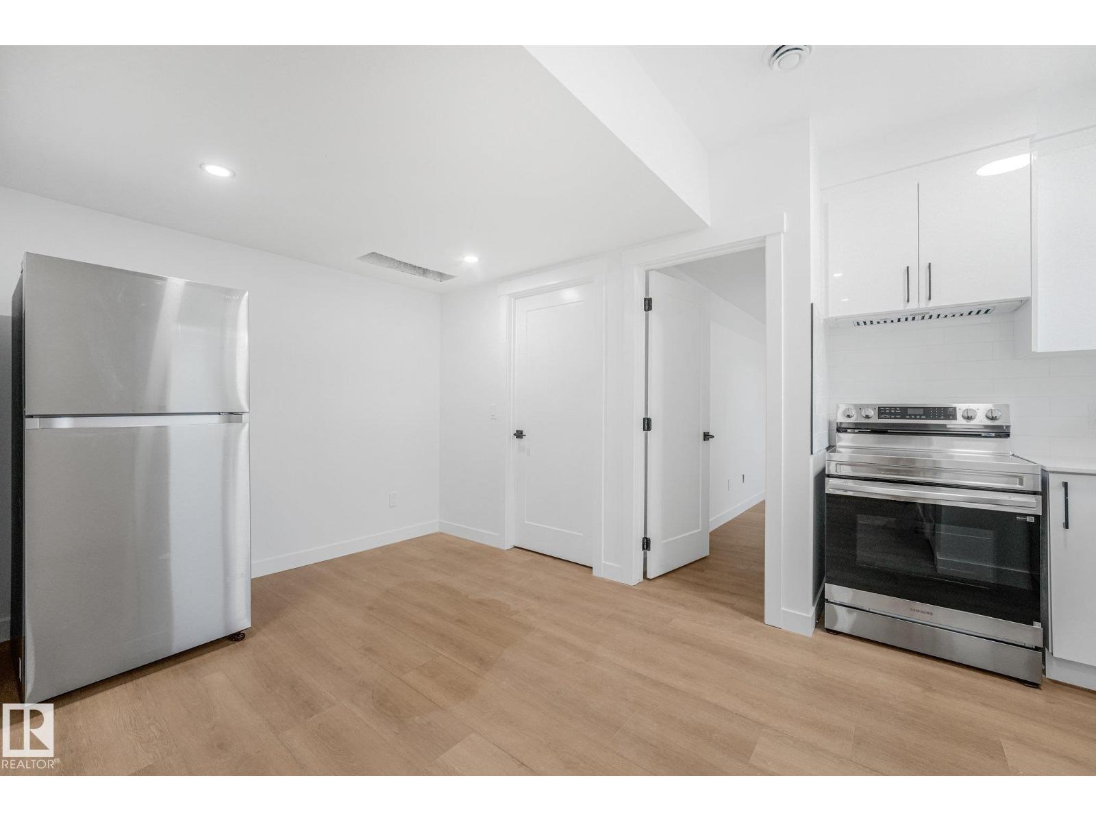 11307 46 Av Nw Property Photo 42