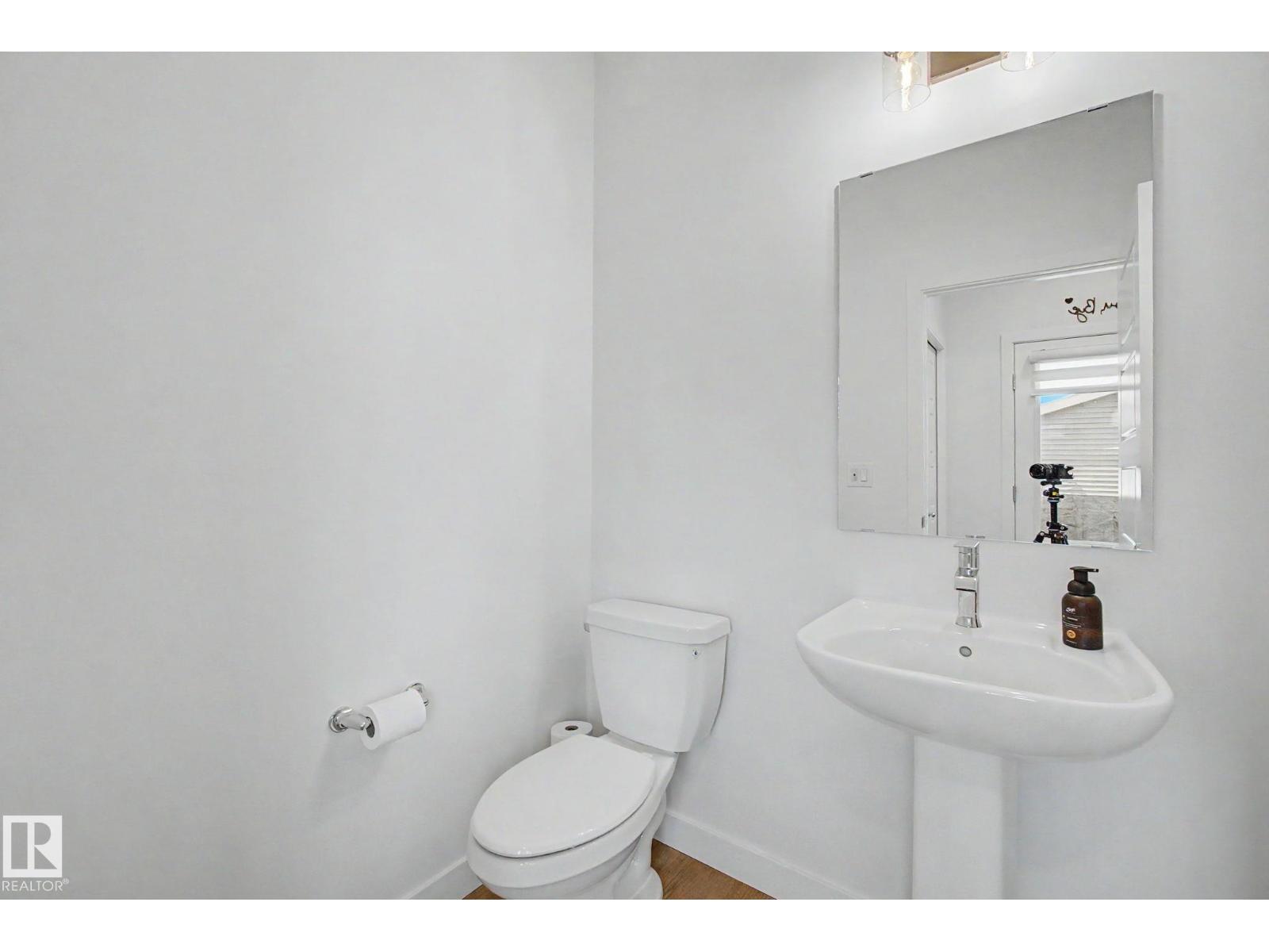 5745 Hawthorn Cm Sw Property Photo 19