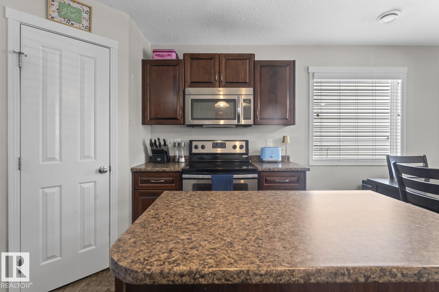 110 26 St Property Photo 14
