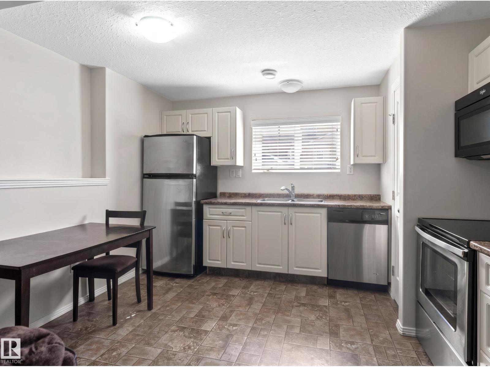 110 26 St Property Photo 26