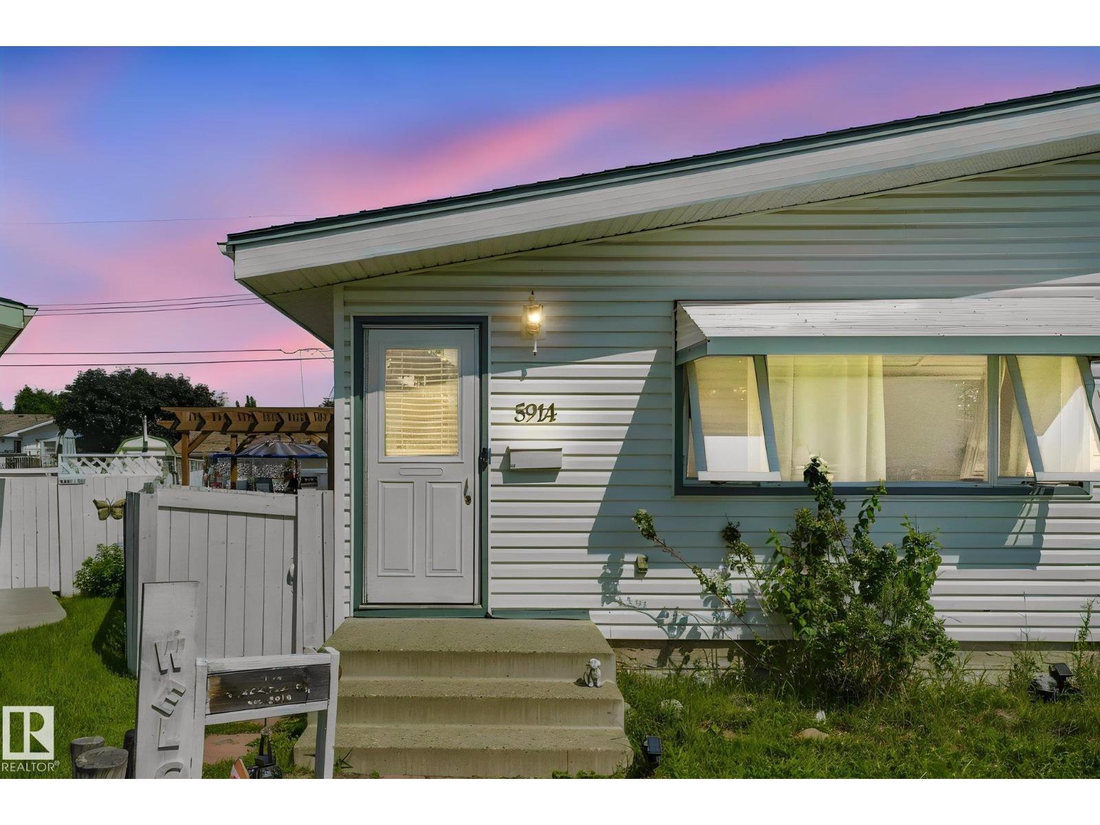 5914 91 Av Nw Property Photo 3