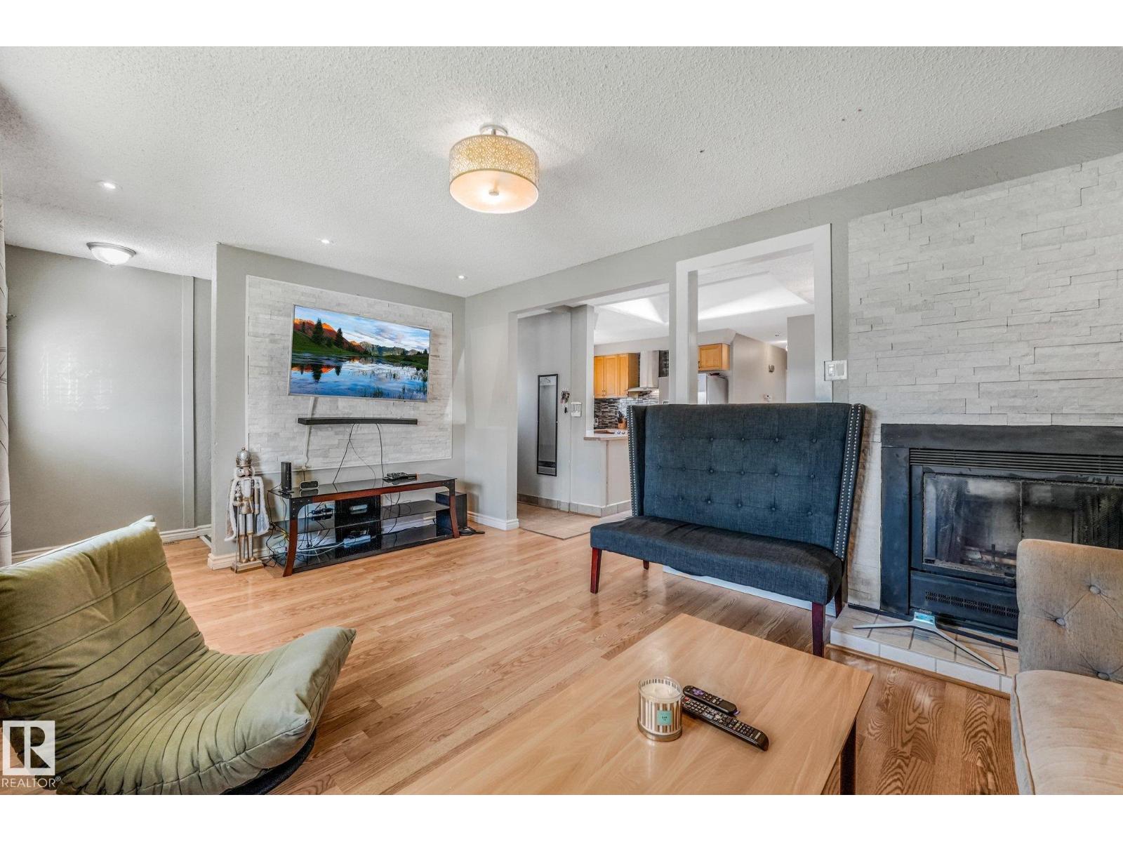 5914 91 Av Nw Property Photo 9