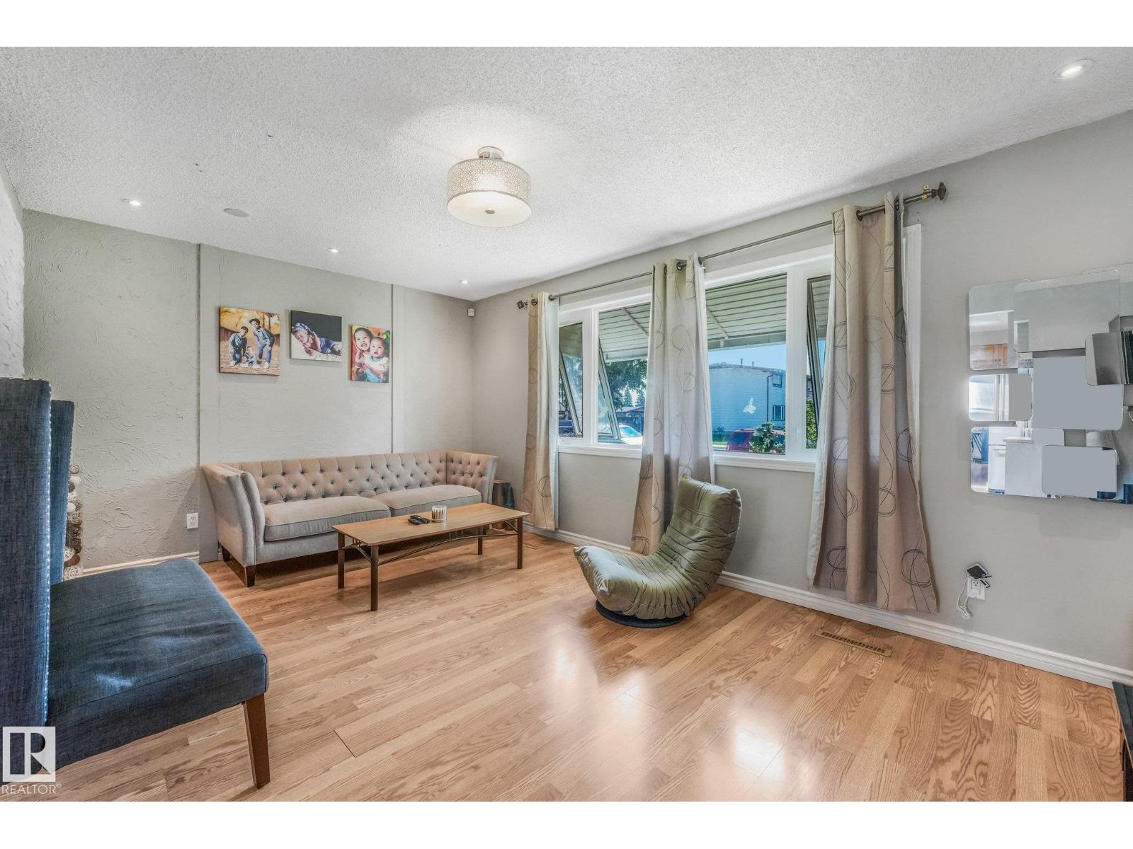 5914 91 Av Nw Property Photo 10