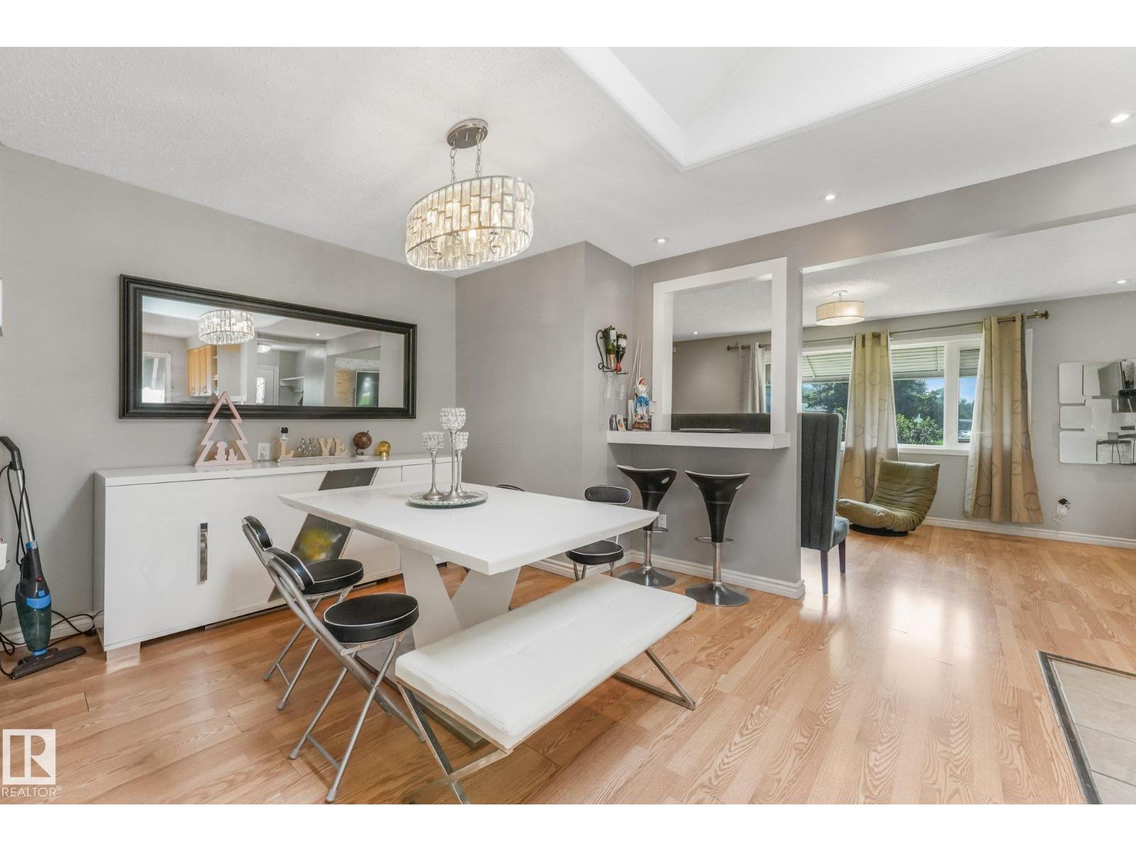 5914 91 Av Nw Property Photo 11