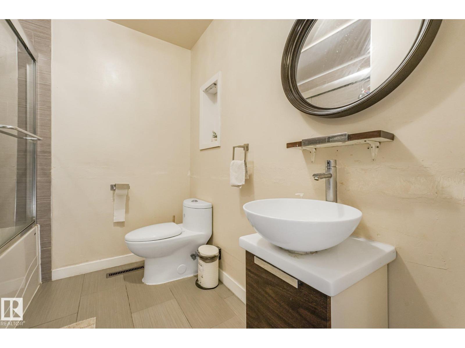 5914 91 Av Nw Property Photo 19