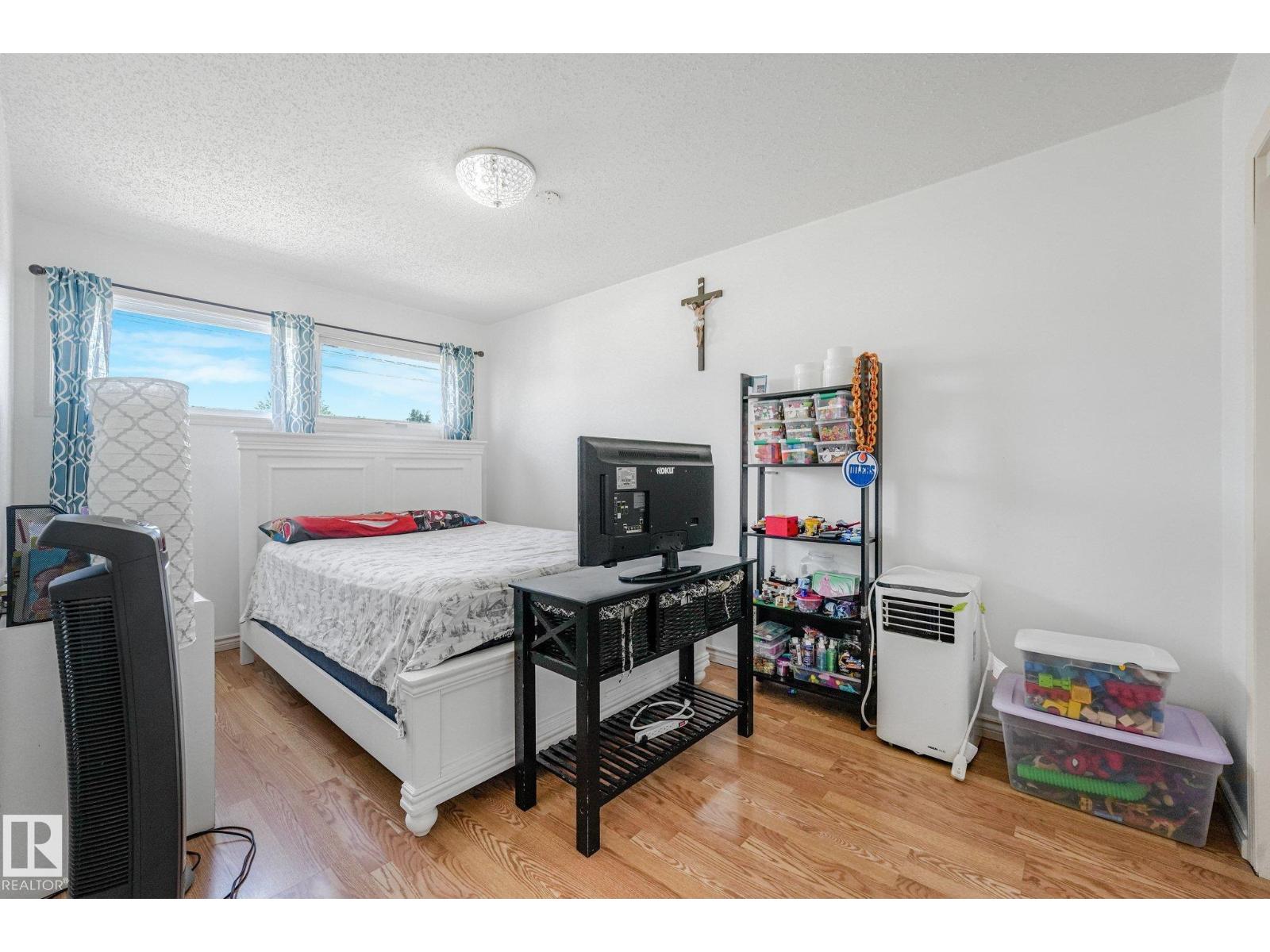 5914 91 Av Nw Property Photo 21