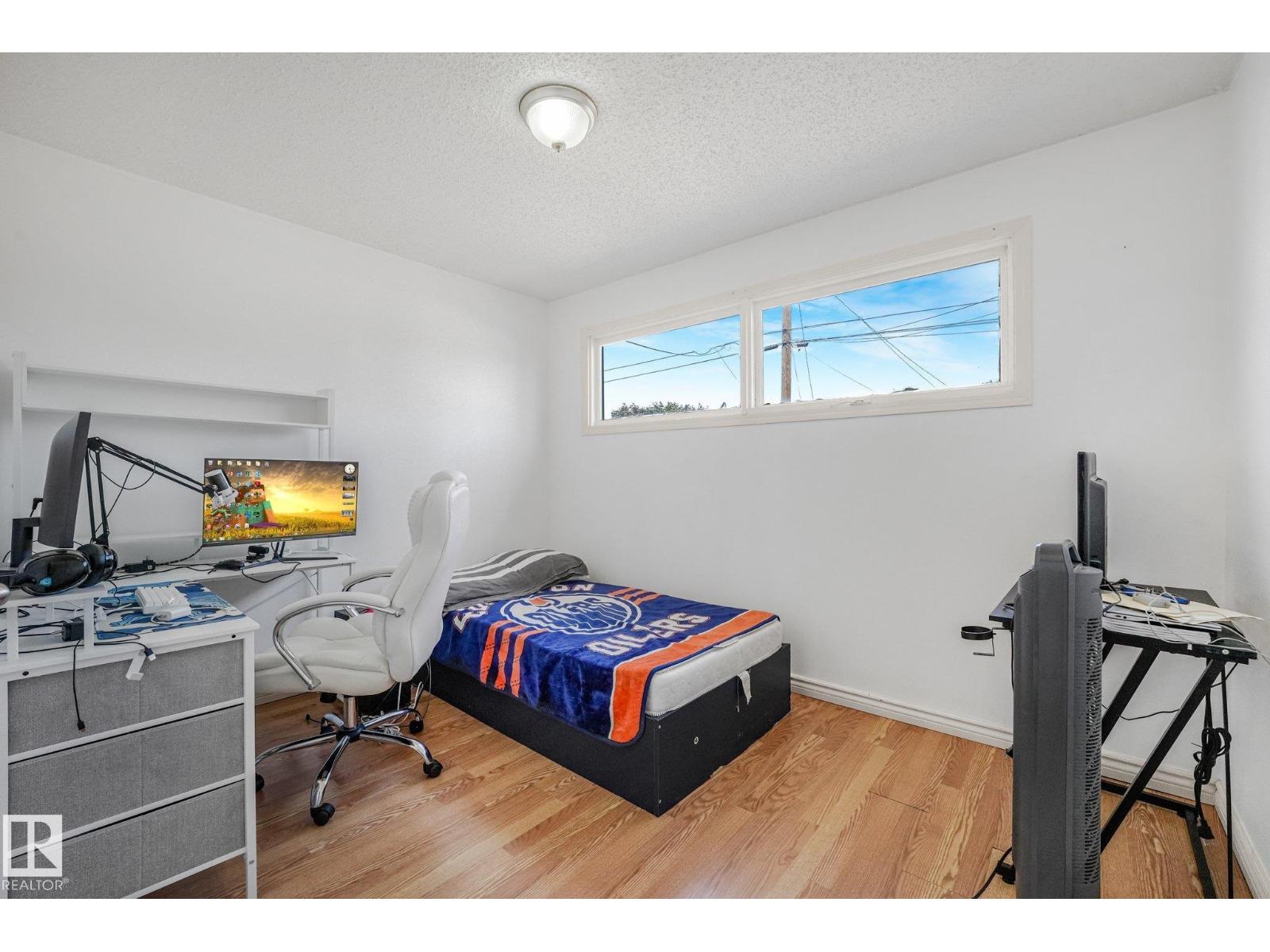 5914 91 Av Nw Property Photo 25