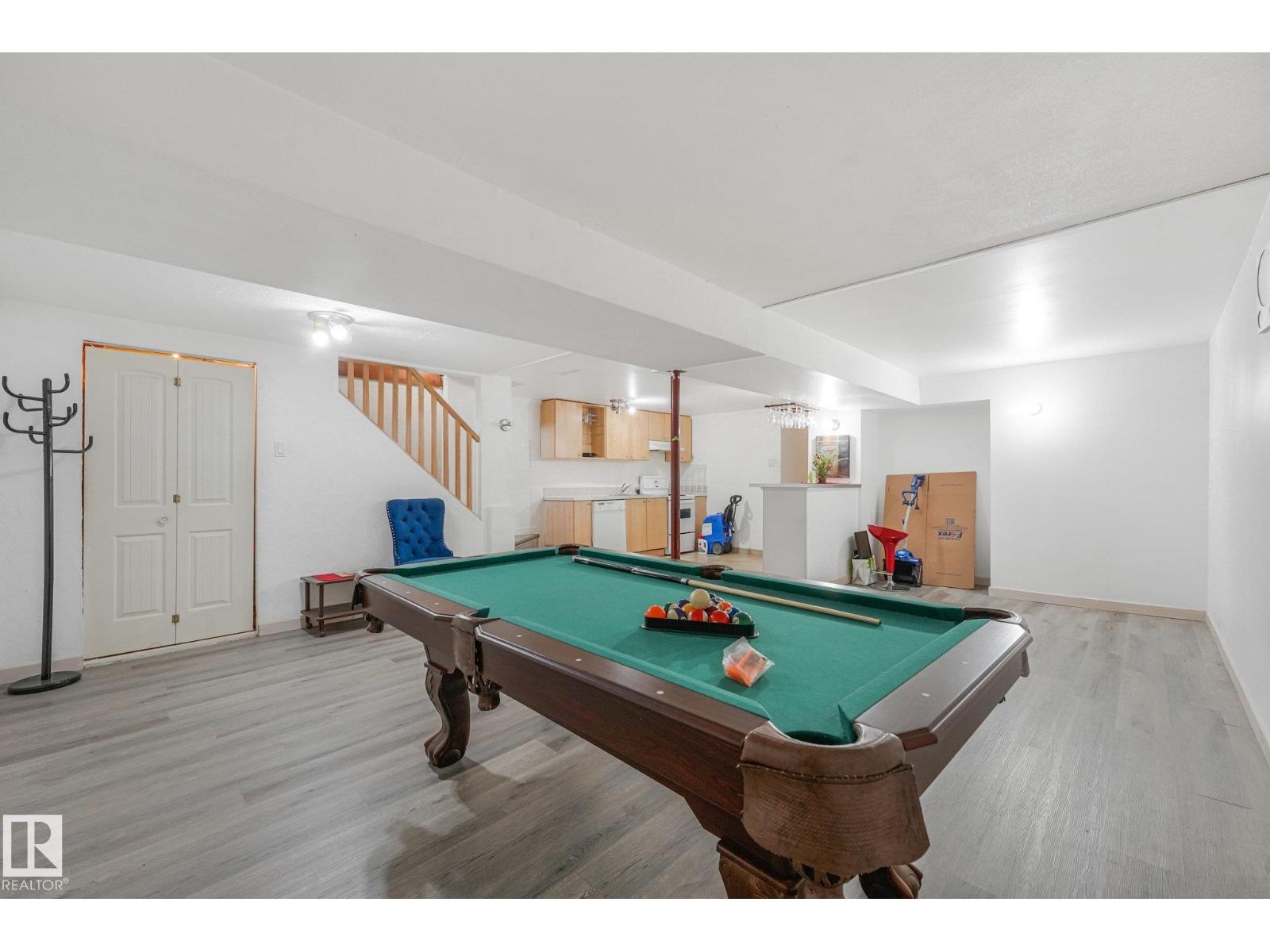 5914 91 Av Nw Property Photo 27