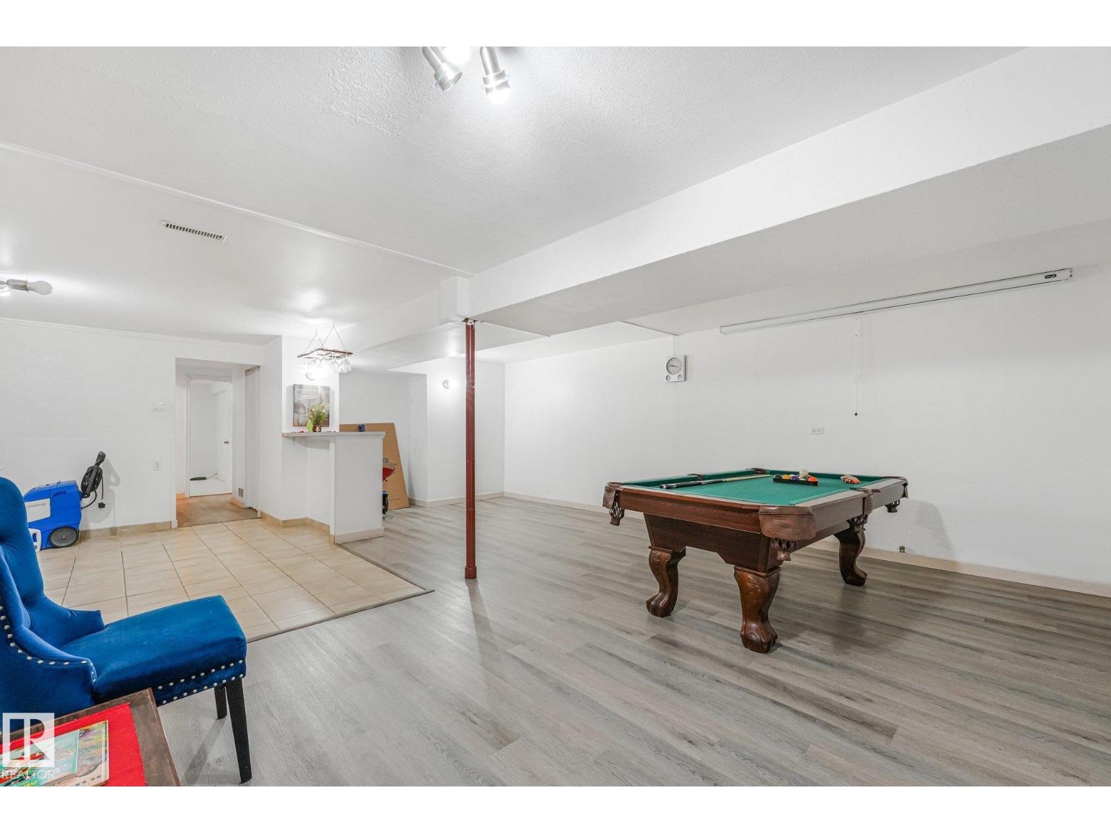 5914 91 Av Nw Property Photo 30
