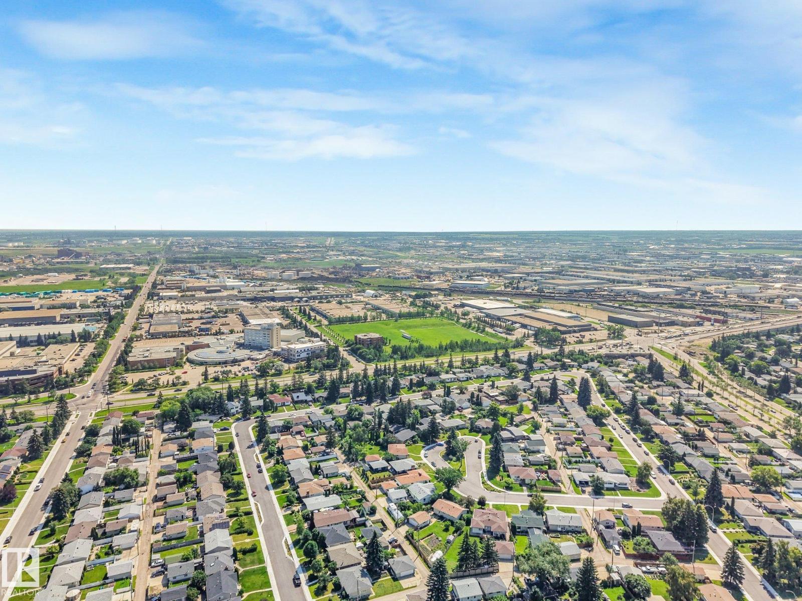 5914 91 Av Nw Property Photo 52