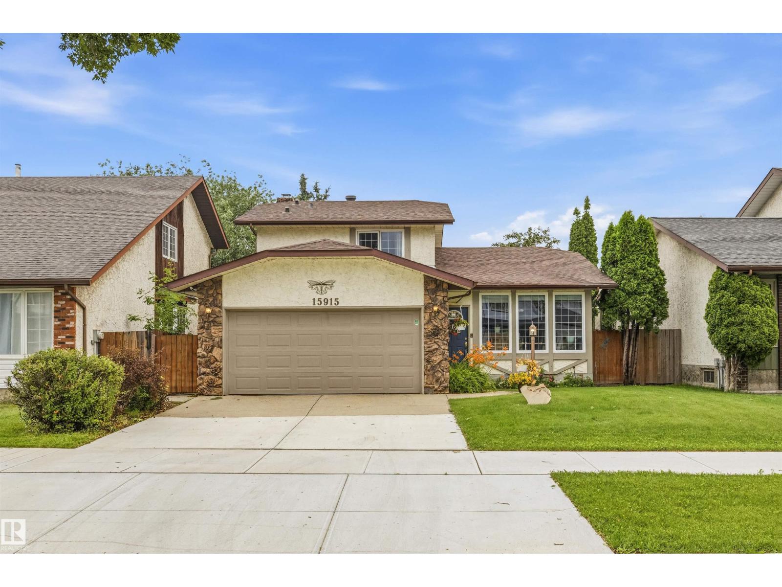 15915 112 ST NW Property Photo 1