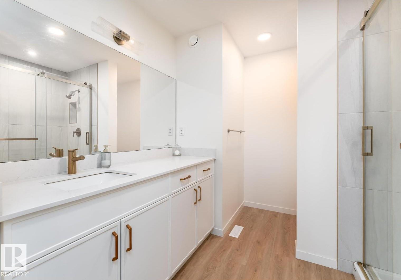 427 39 St Sw Property Photo 27