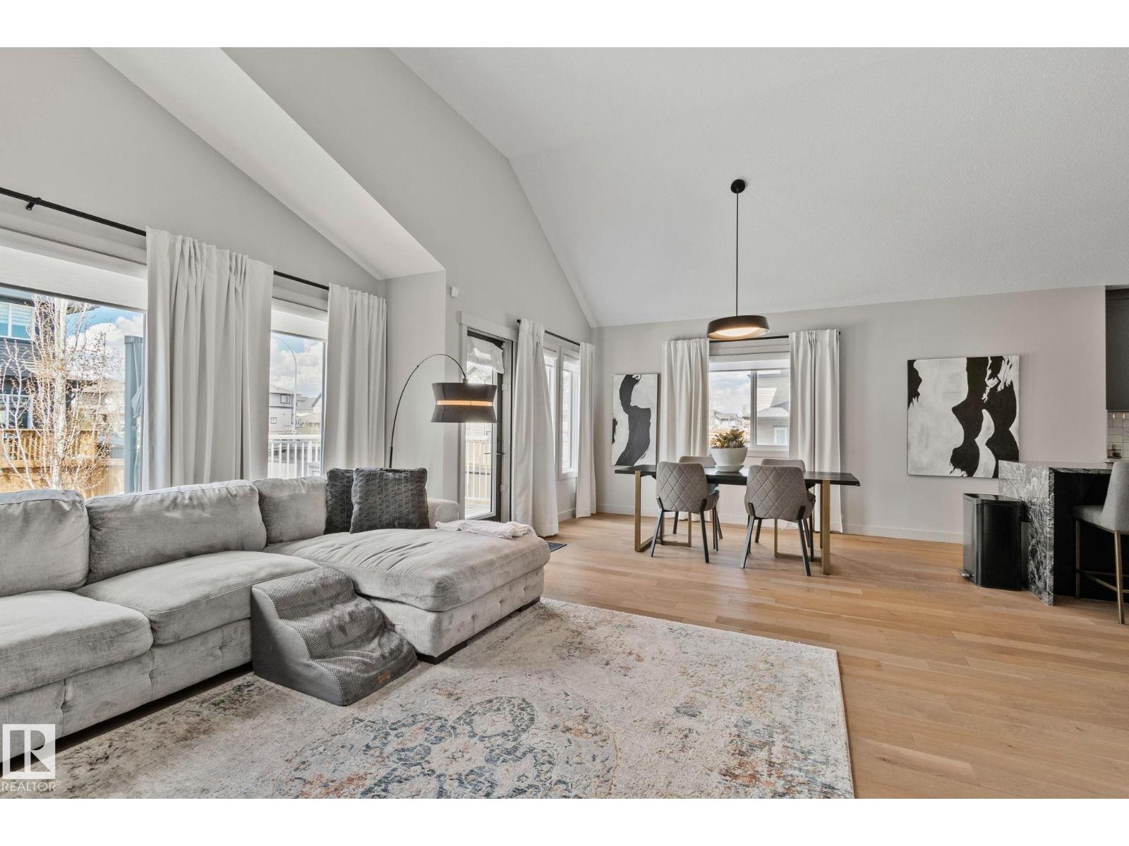 9724 223 St Nw Property Photo 11