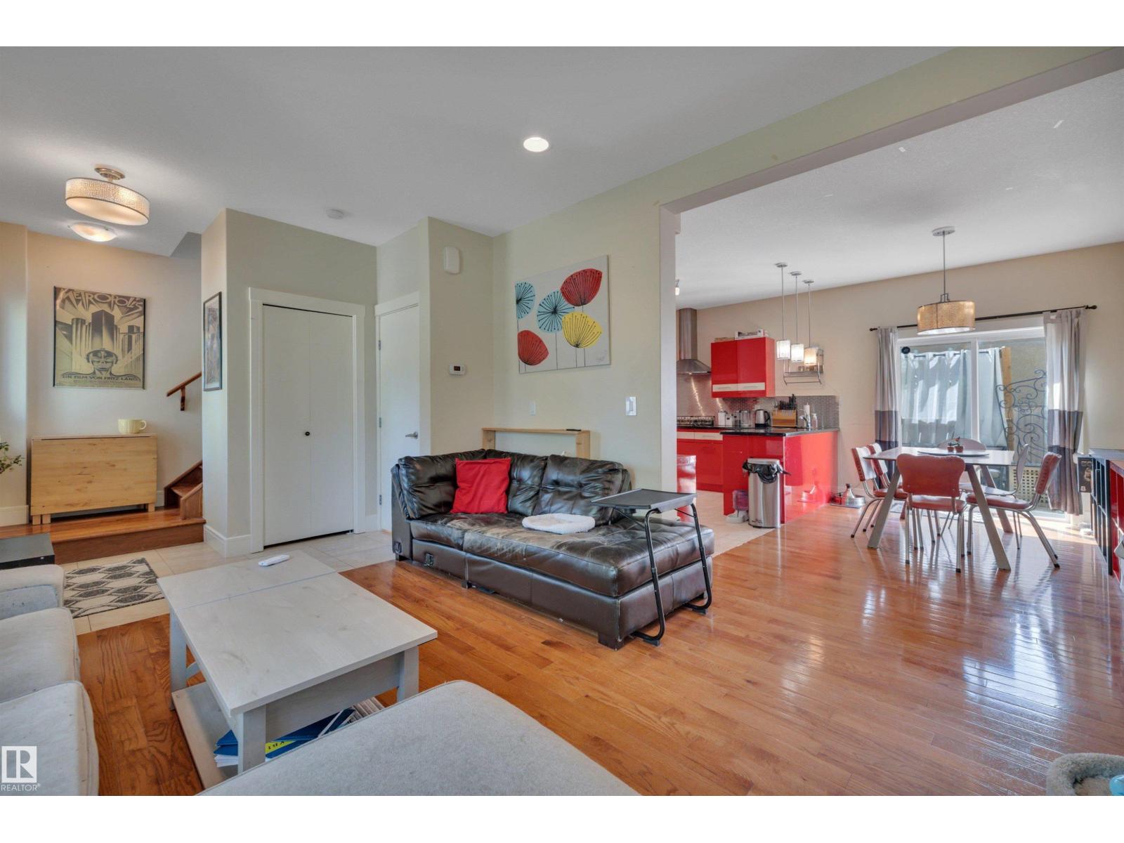 12205 112 Av Nw Property Photo 6
