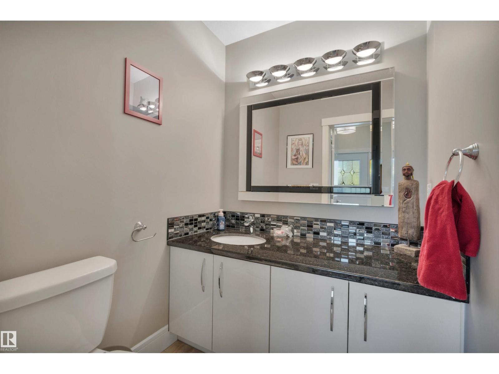 12205 112 Av Nw Property Photo 15