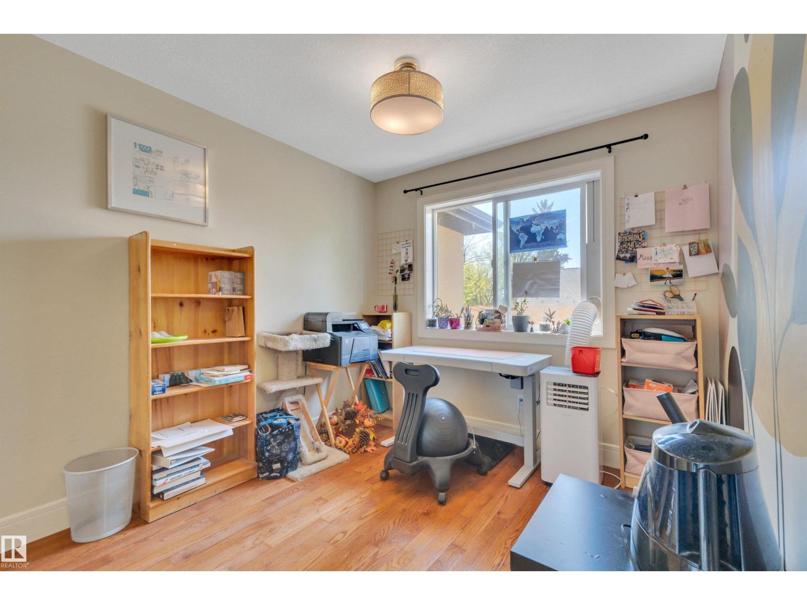 12205 112 Av Nw Property Photo 19