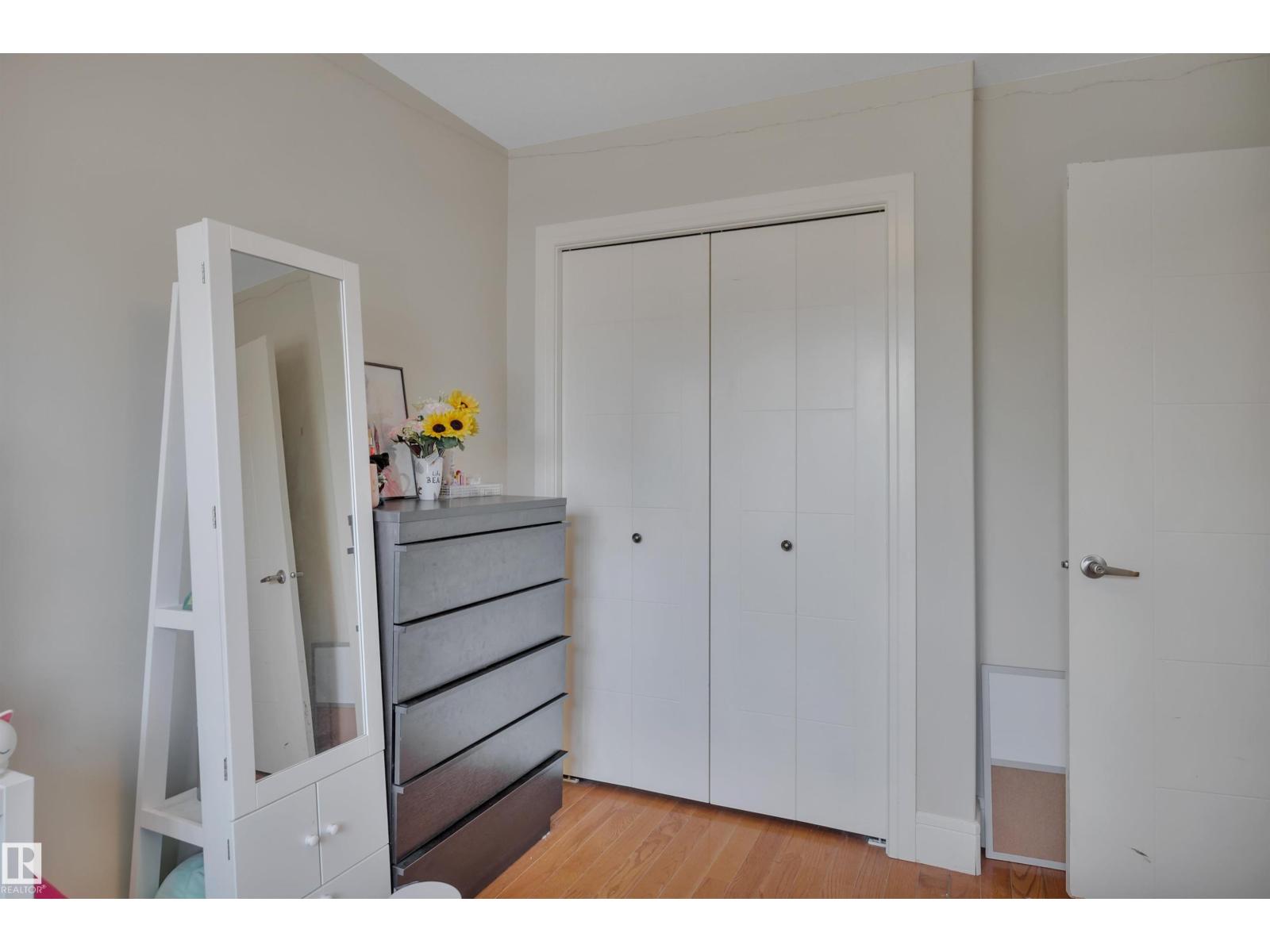 12205 112 Av Nw Property Photo 27