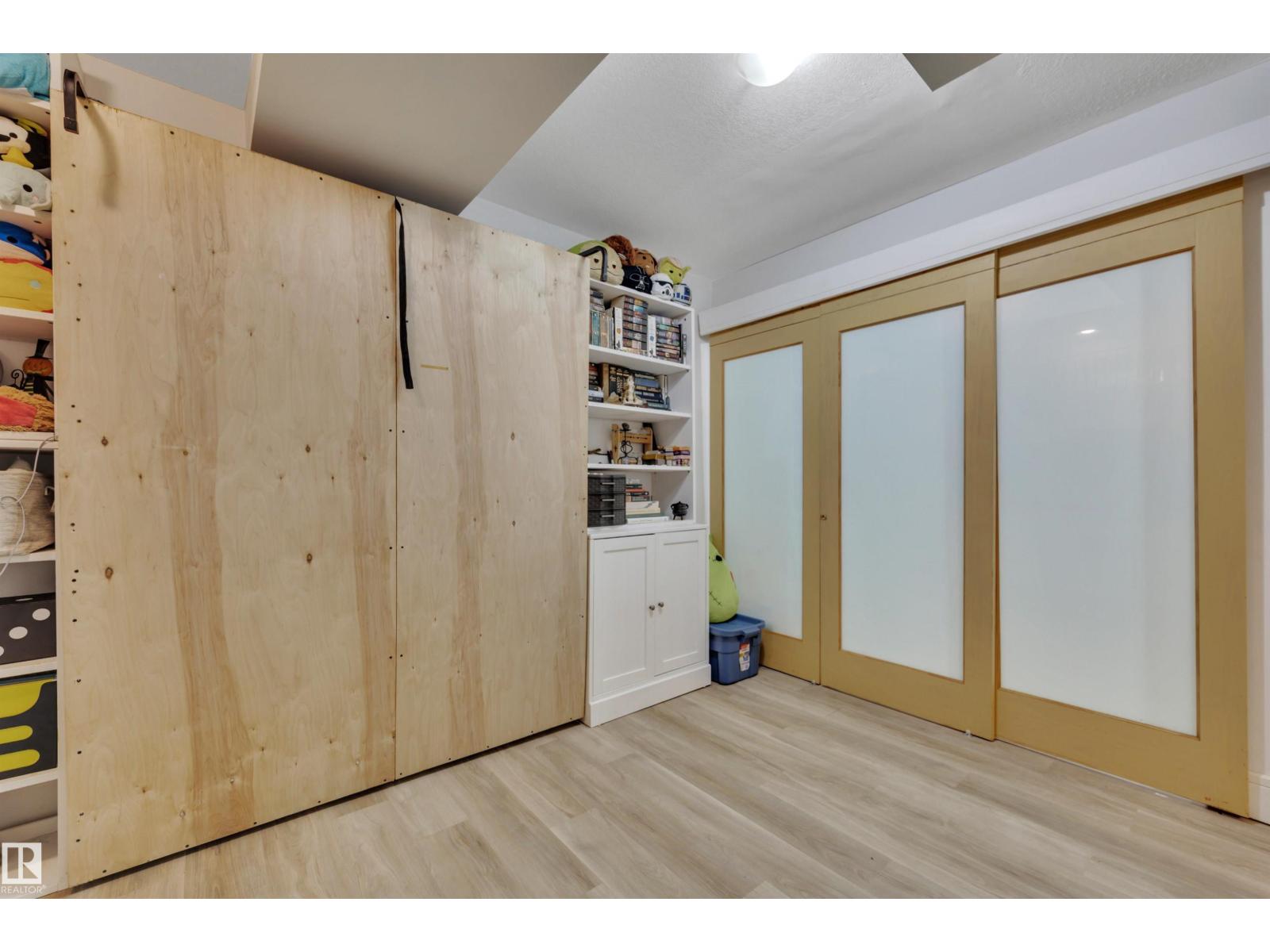 12205 112 Av Nw Property Photo 38