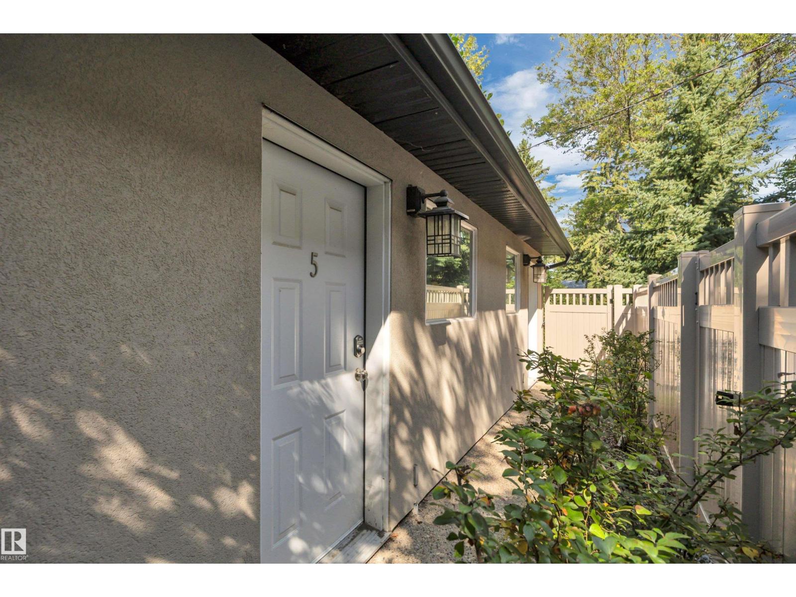 12205 112 Av Nw Property Photo 51
