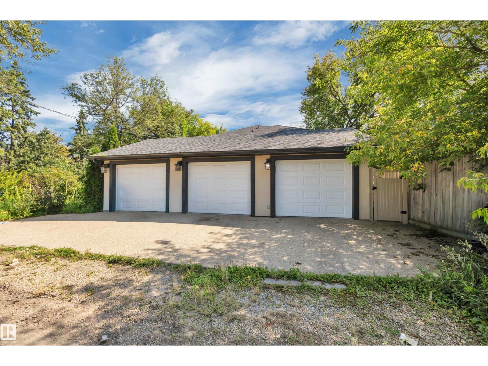 12205 112 Av Nw Property Photo 53