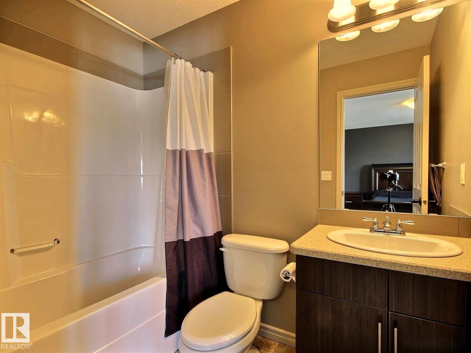 2153 28 St Nw Property Photo 7