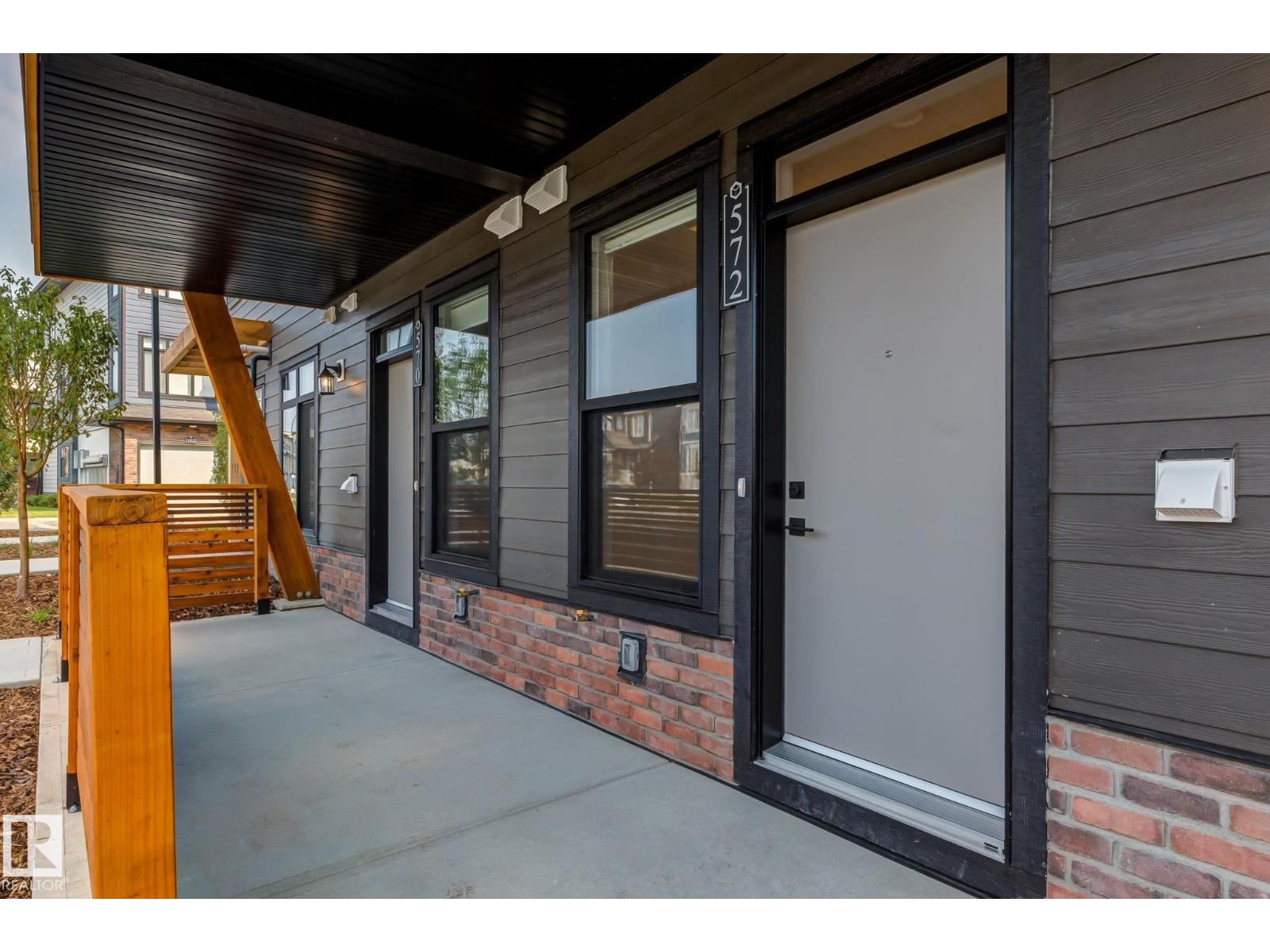 #1 16231 19 Av Sw Property Photo 21