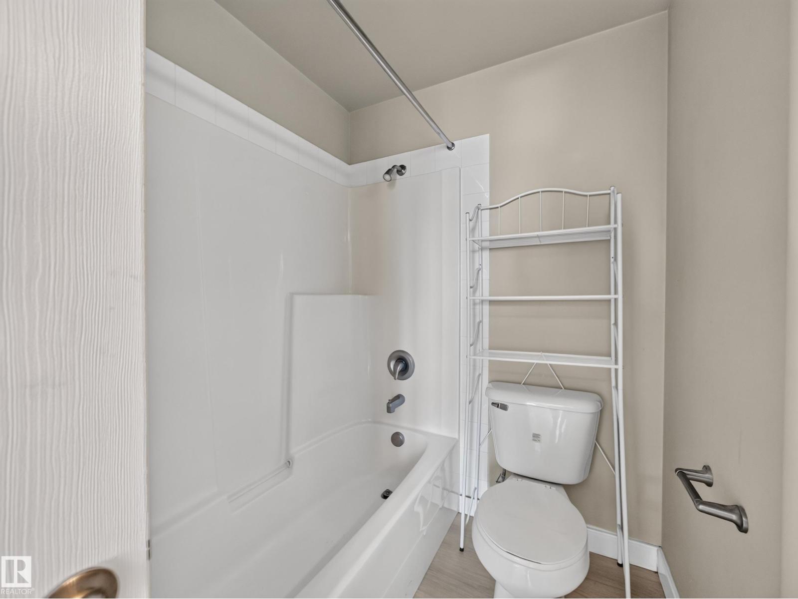 #1208 9939 109 St Nw Property Photo 14