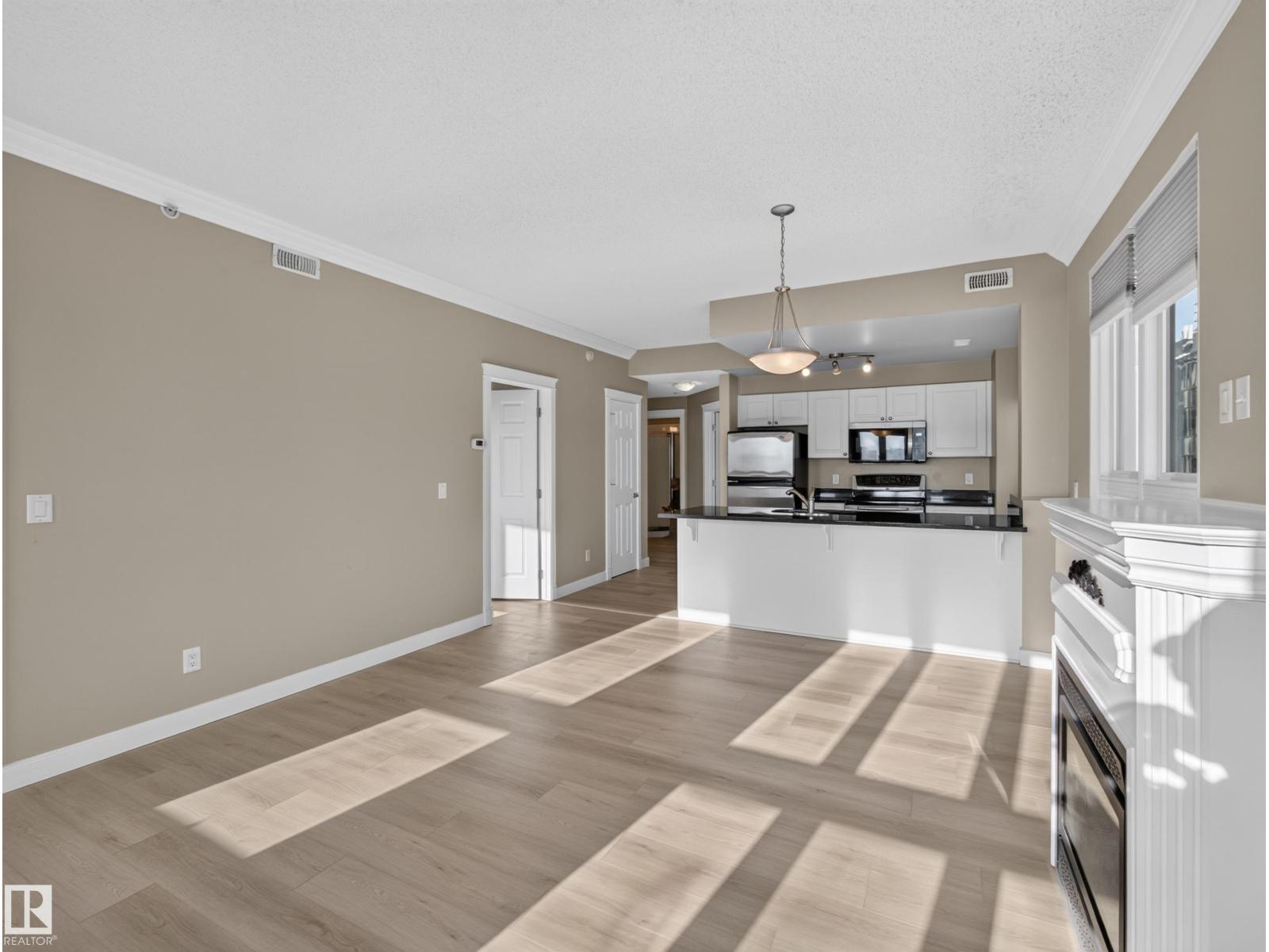 #1208 9939 109 St Nw Property Photo 27