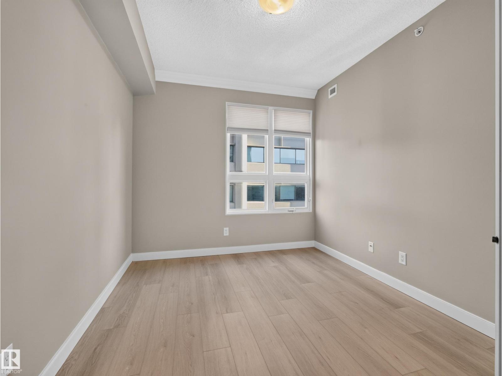 #1208 9939 109 St Nw Property Photo 33