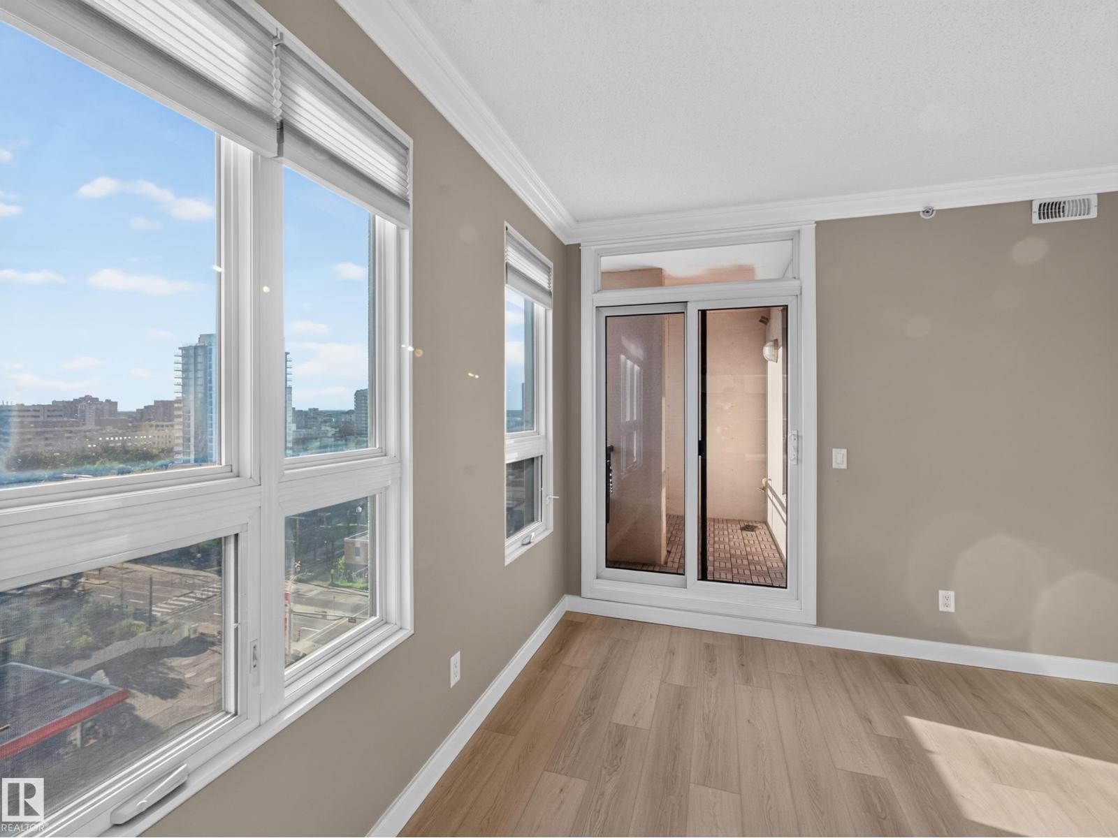 #1208 9939 109 St Nw Property Photo 36