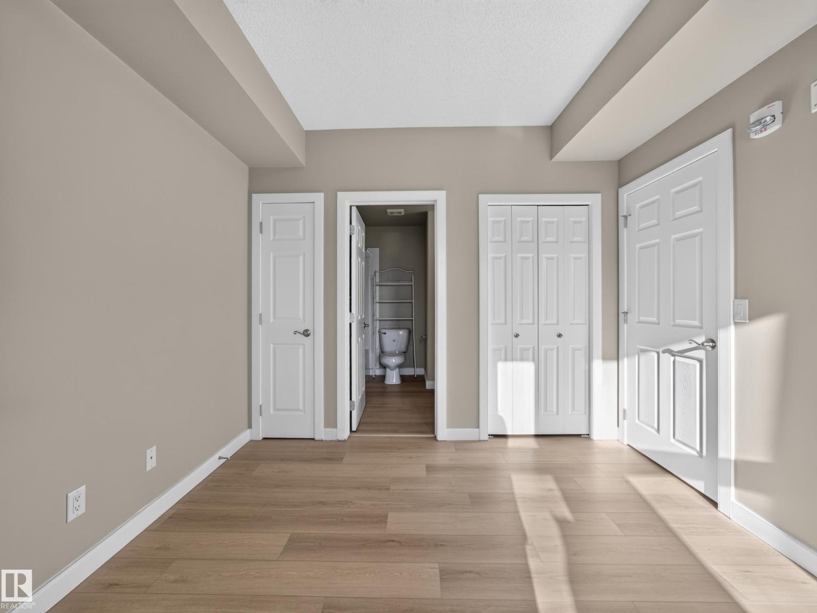 #1208 9939 109 St Nw Property Photo 40