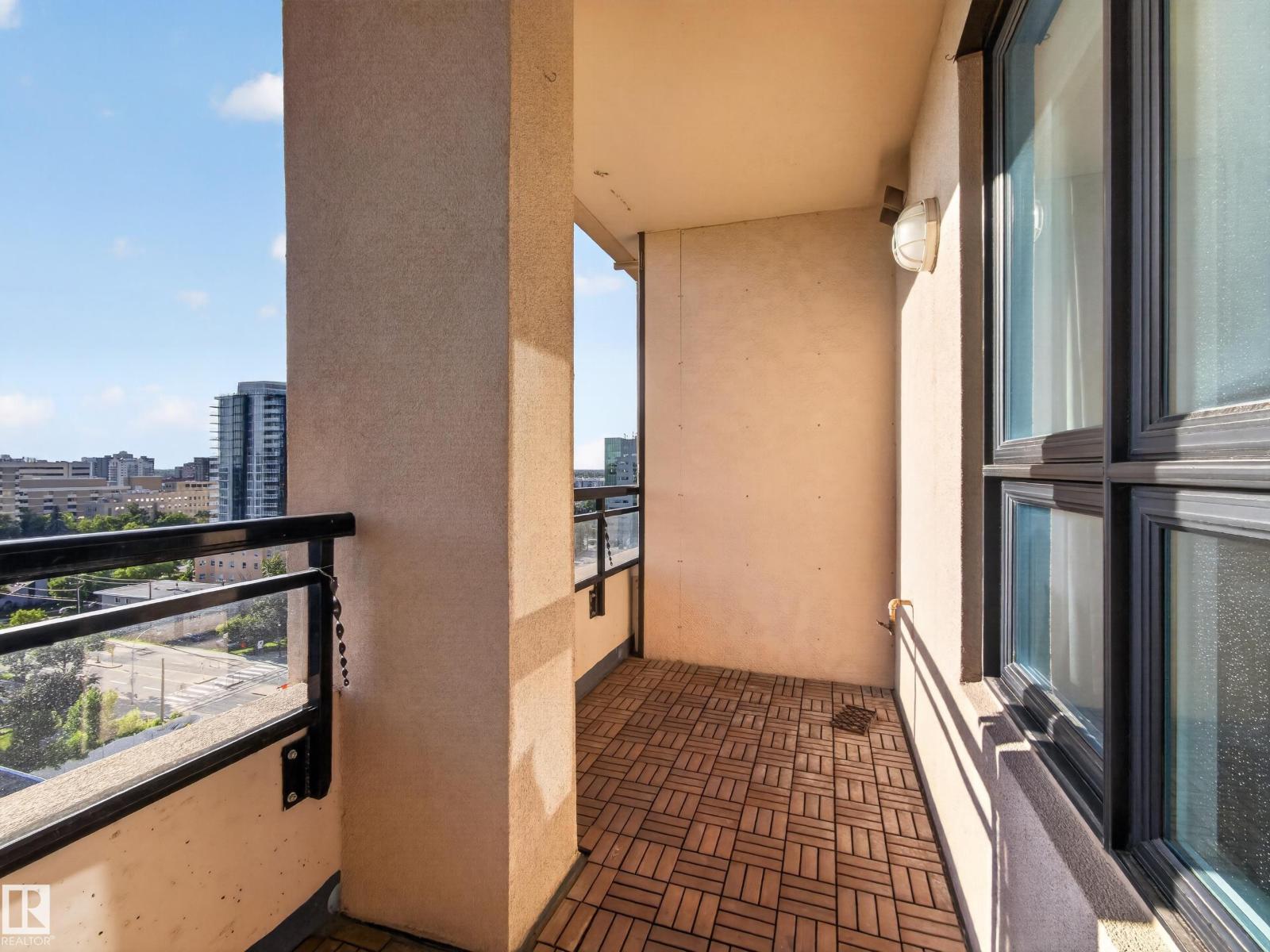 #1208 9939 109 St Nw Property Photo 41