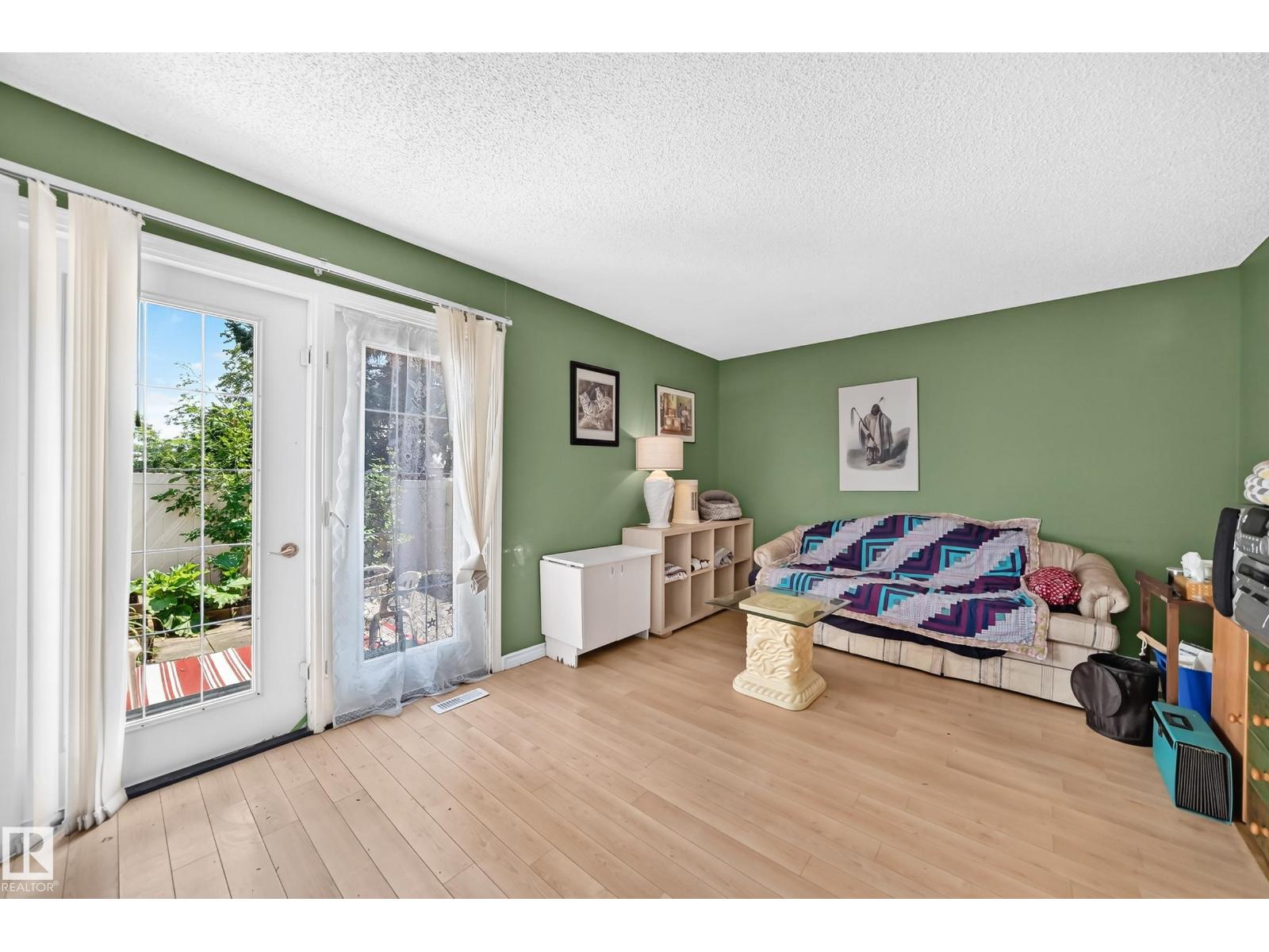 14029 30 St Nw Property Photo 8
