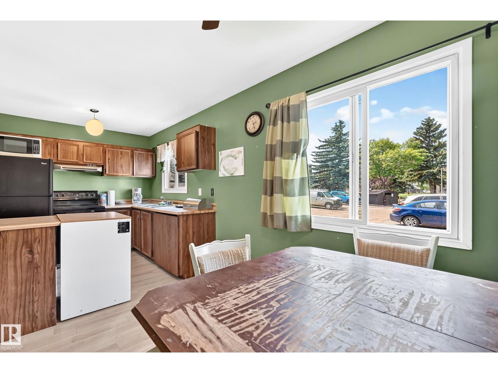 14029 30 St Nw Property Photo 15