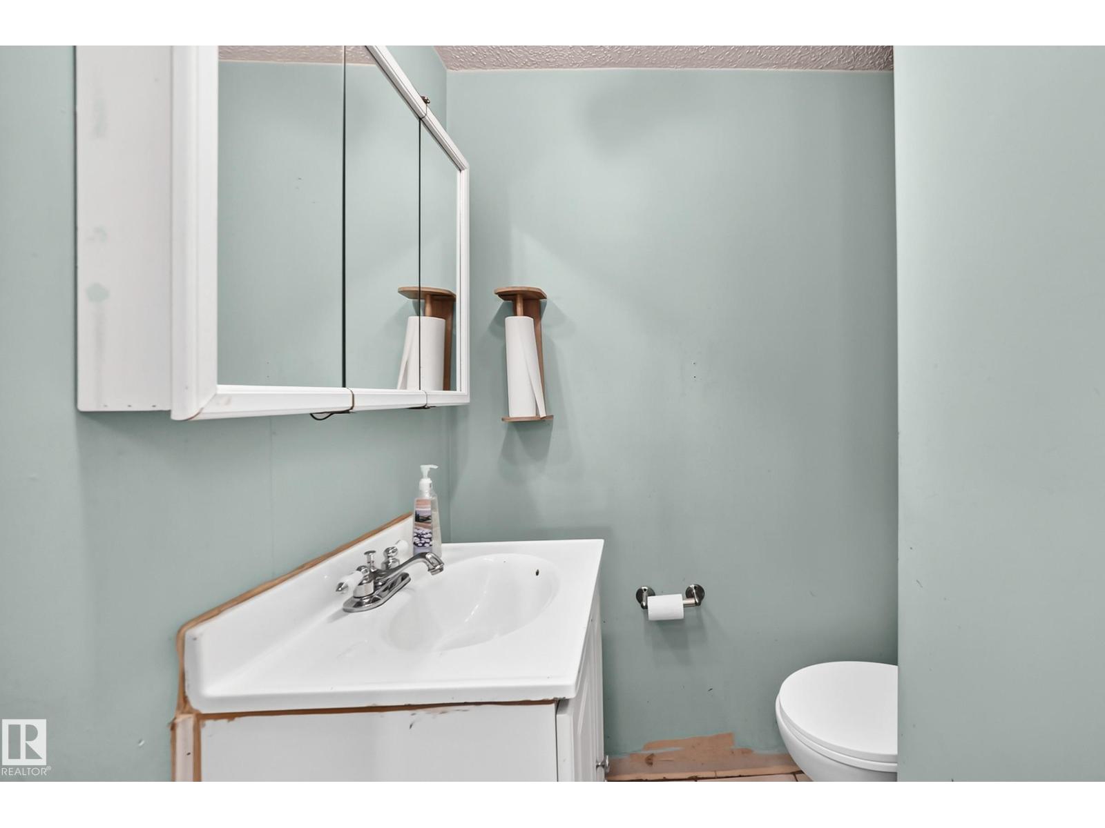 14029 30 St Nw Property Photo 21