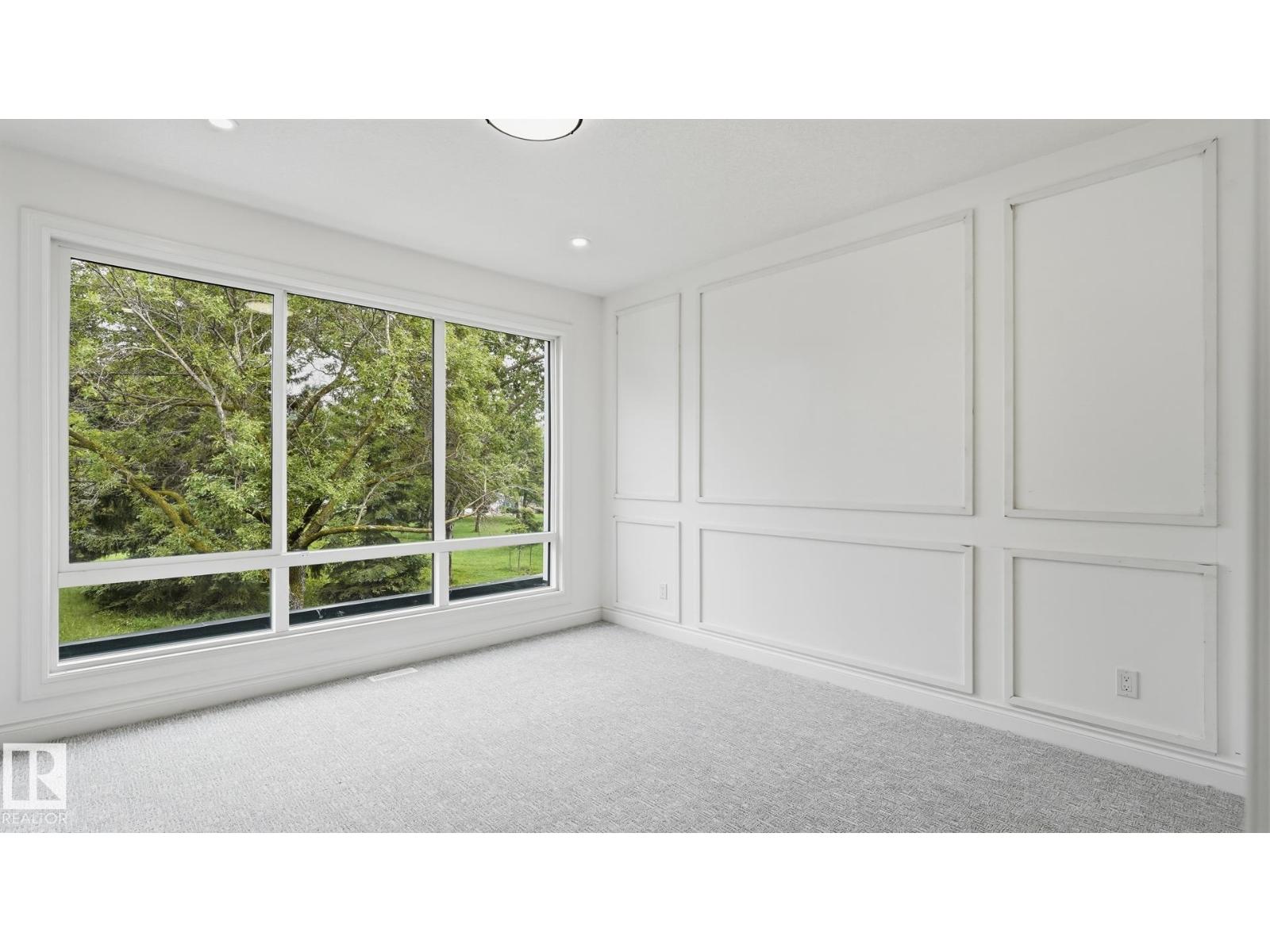 9226 94 St Nw Property Photo 16