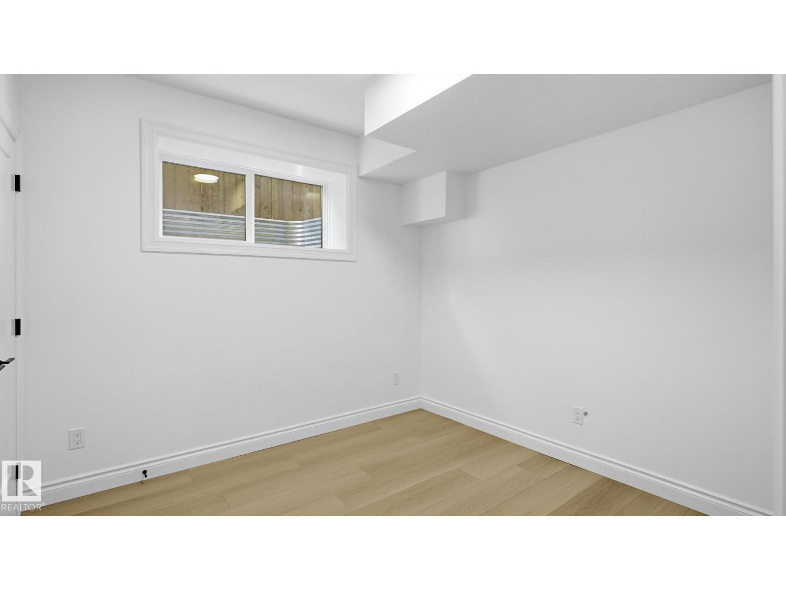 9226 94 St Nw Property Photo 31