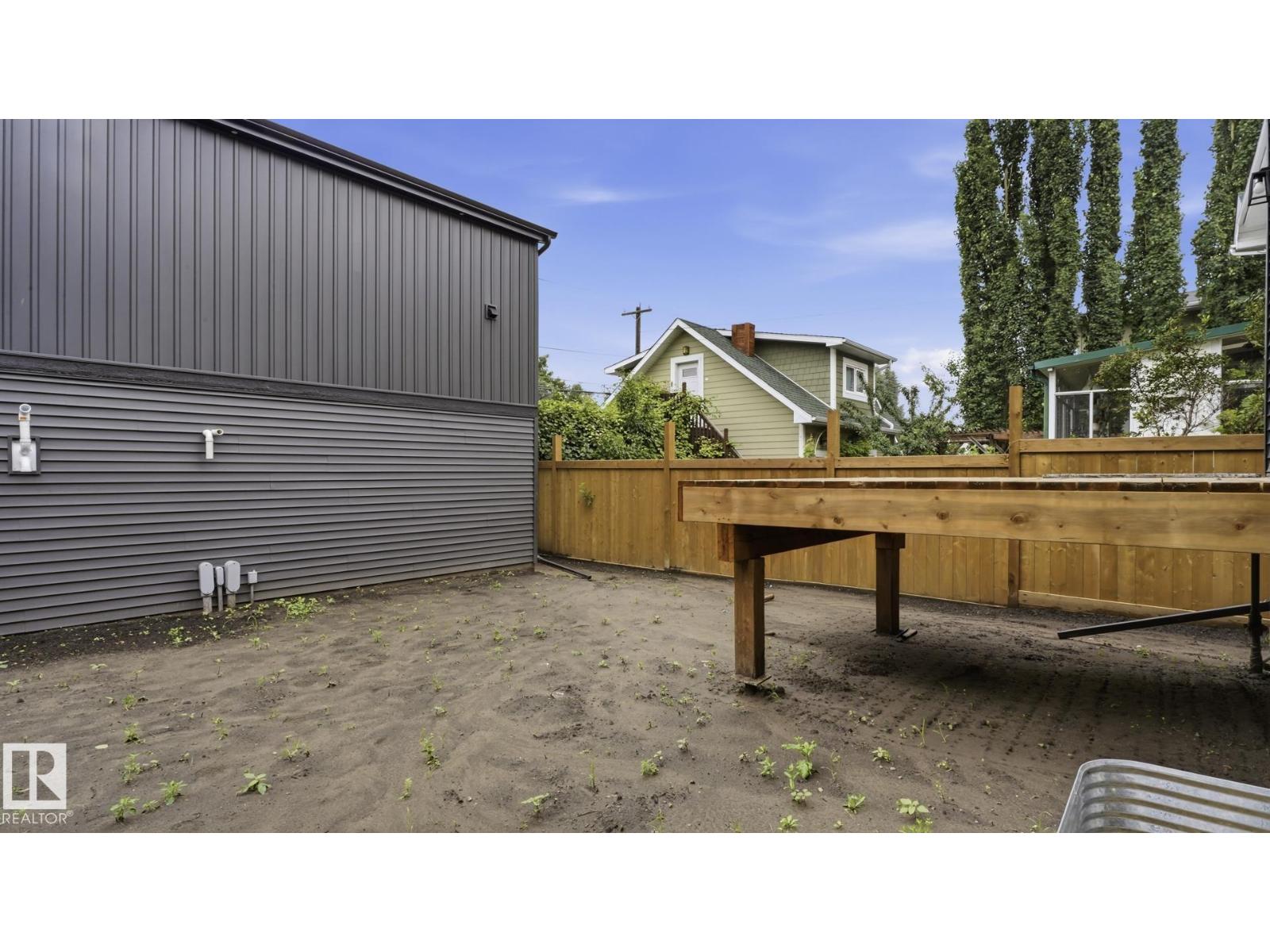 9226 94 St Nw Property Photo 45