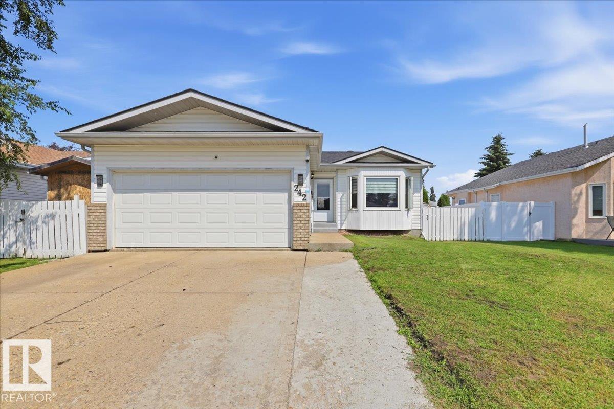 242 Northmount Dr Property Photo 2