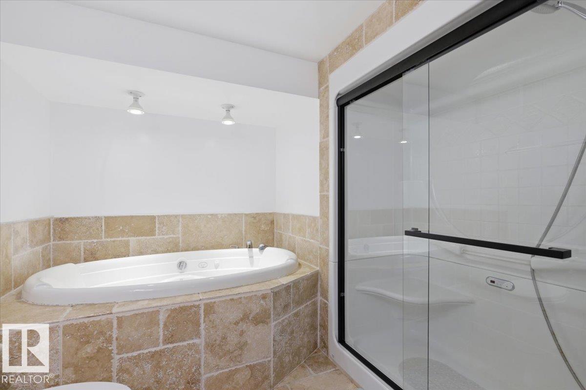 242 Northmount Dr Property Photo 24