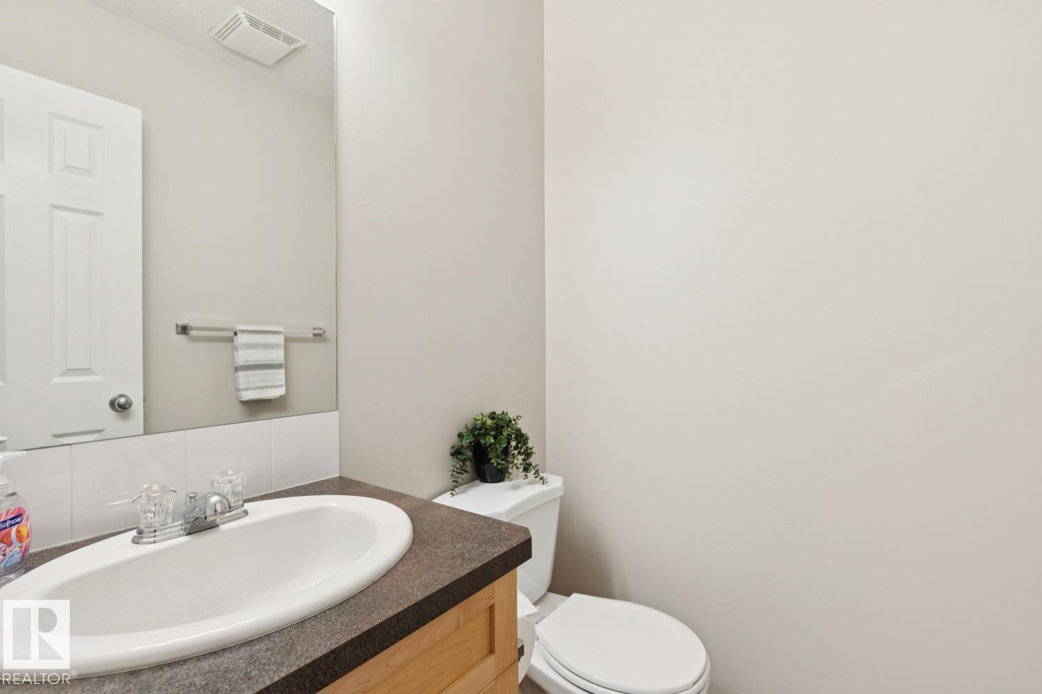 #22 230 Edwards Dr Sw Property Photo 22