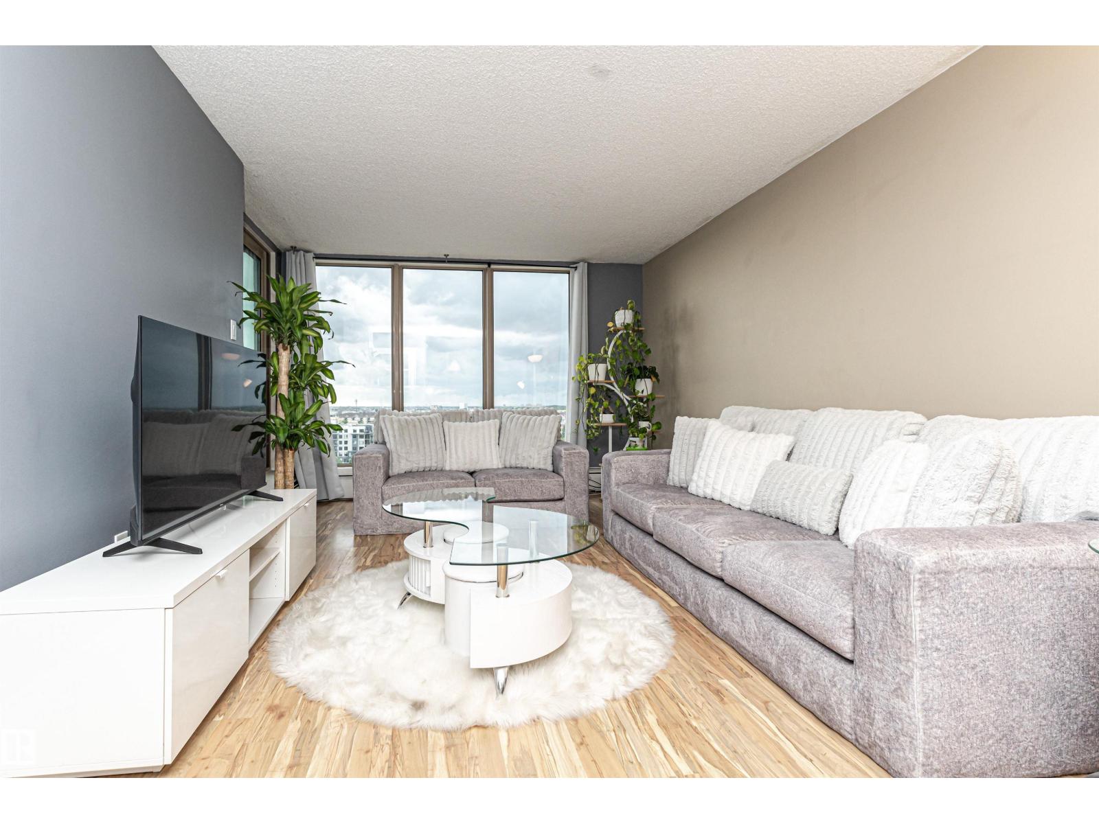 #1102 10149 Saskatchewan Dr Nw Property Photo 14