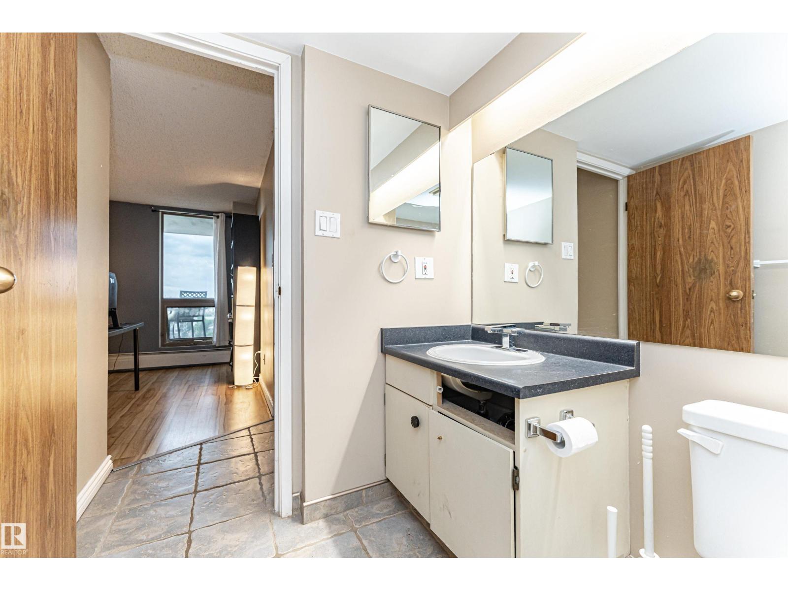 #1102 10149 Saskatchewan Dr Nw Property Photo 31
