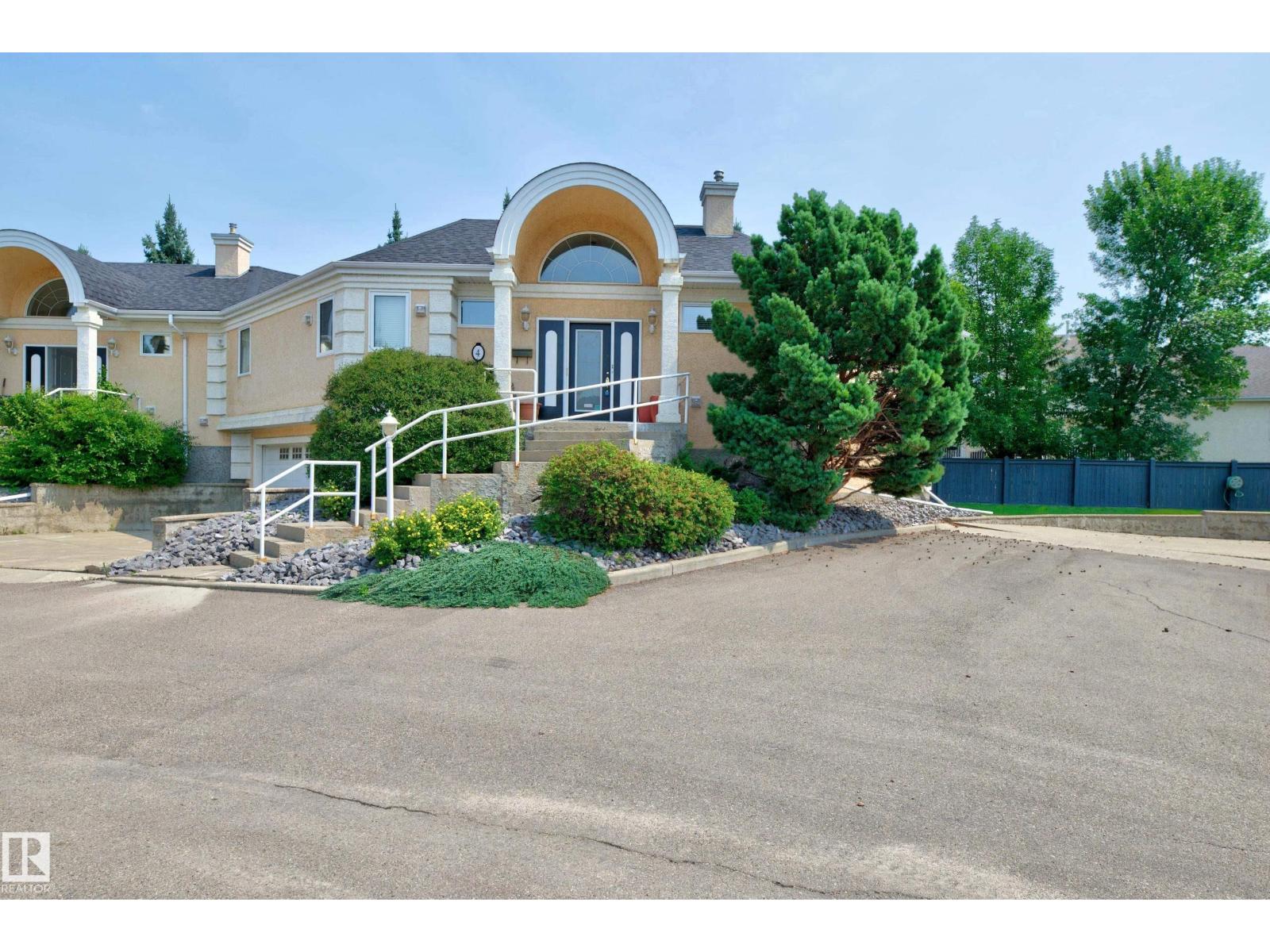 #4 11809 9B AV NW