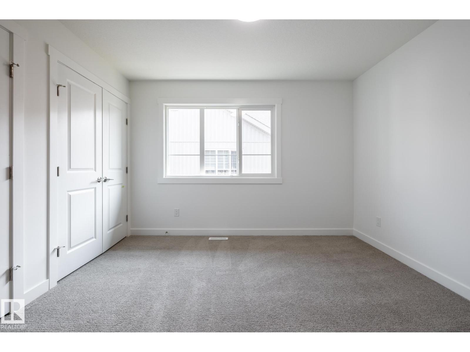 #32 7020 Keswick Cm Sw Property Photo 10