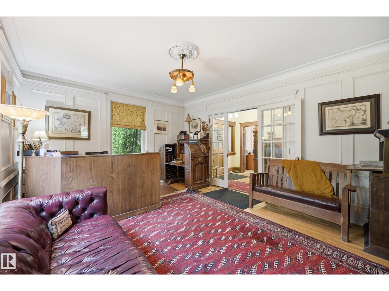 8520 104 St Nw Property Photo 27