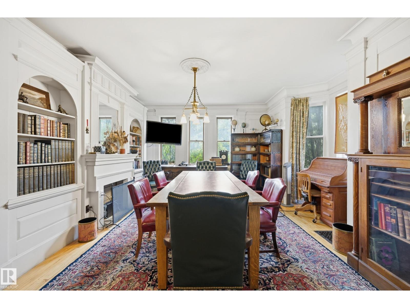 8520 104 St Nw Property Photo 28