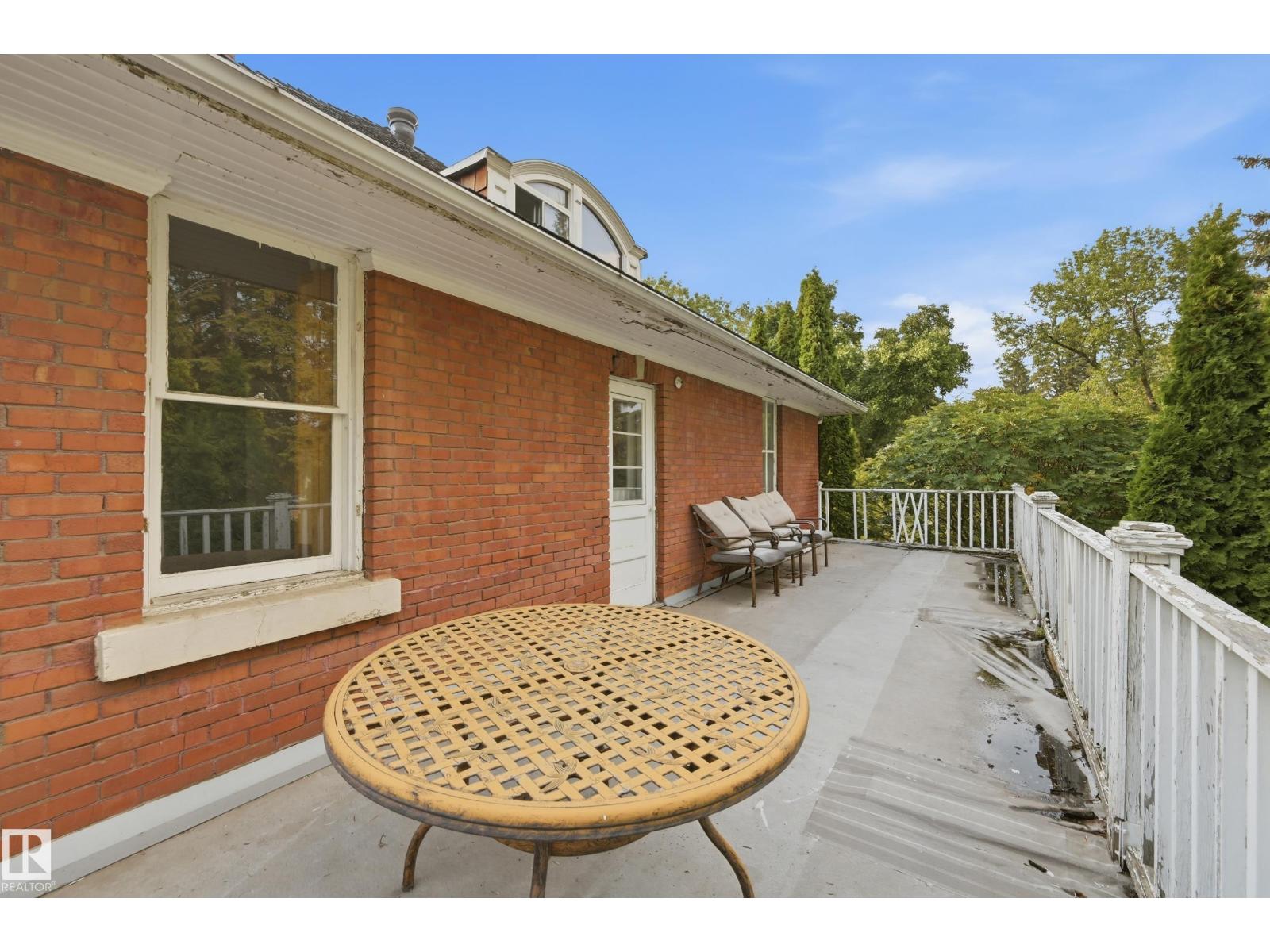8520 104 St Nw Property Photo 53