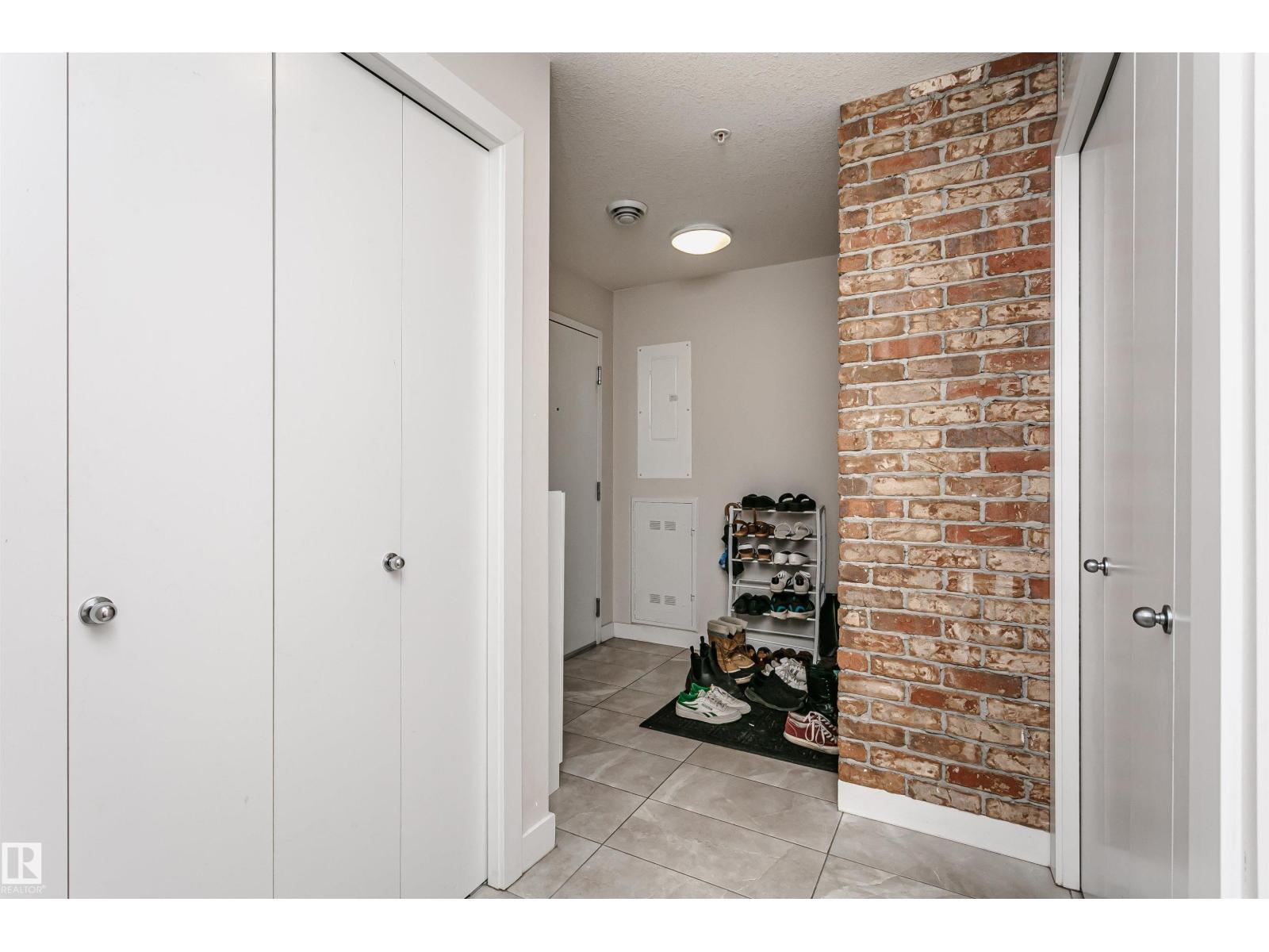 #208 9907 91 Av Nw Property Photo 12